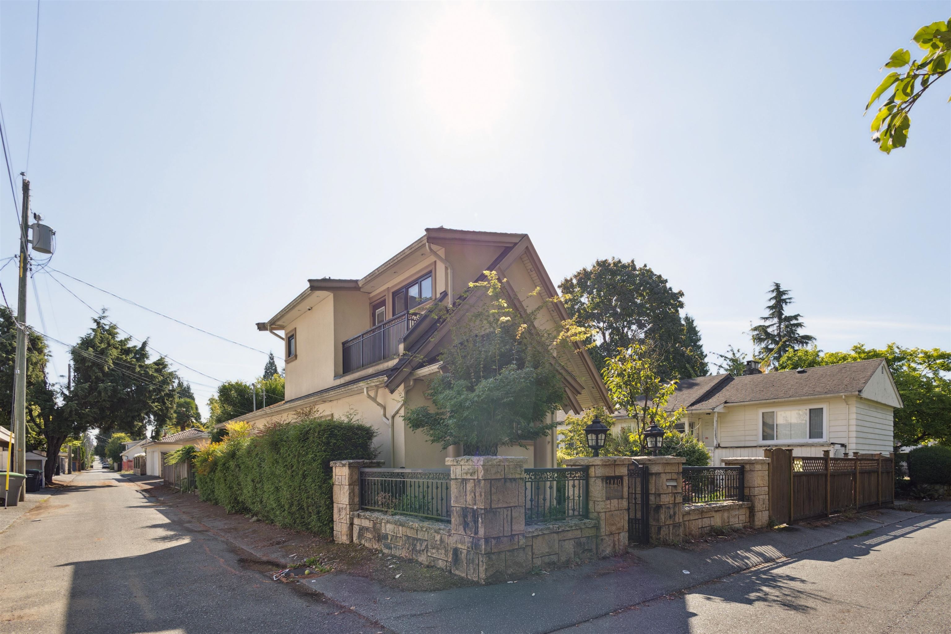 1441 W 49TH AVENUE