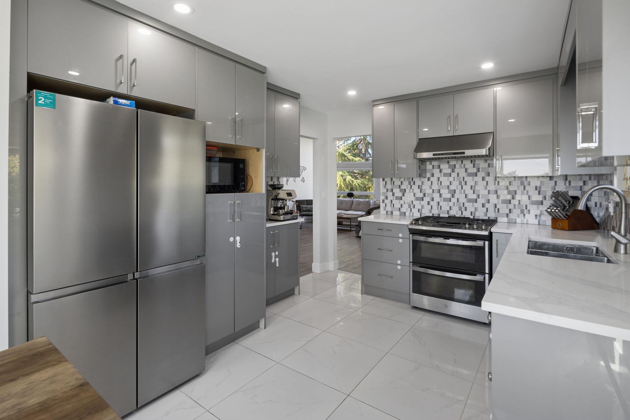 5668 DOVE PLACE