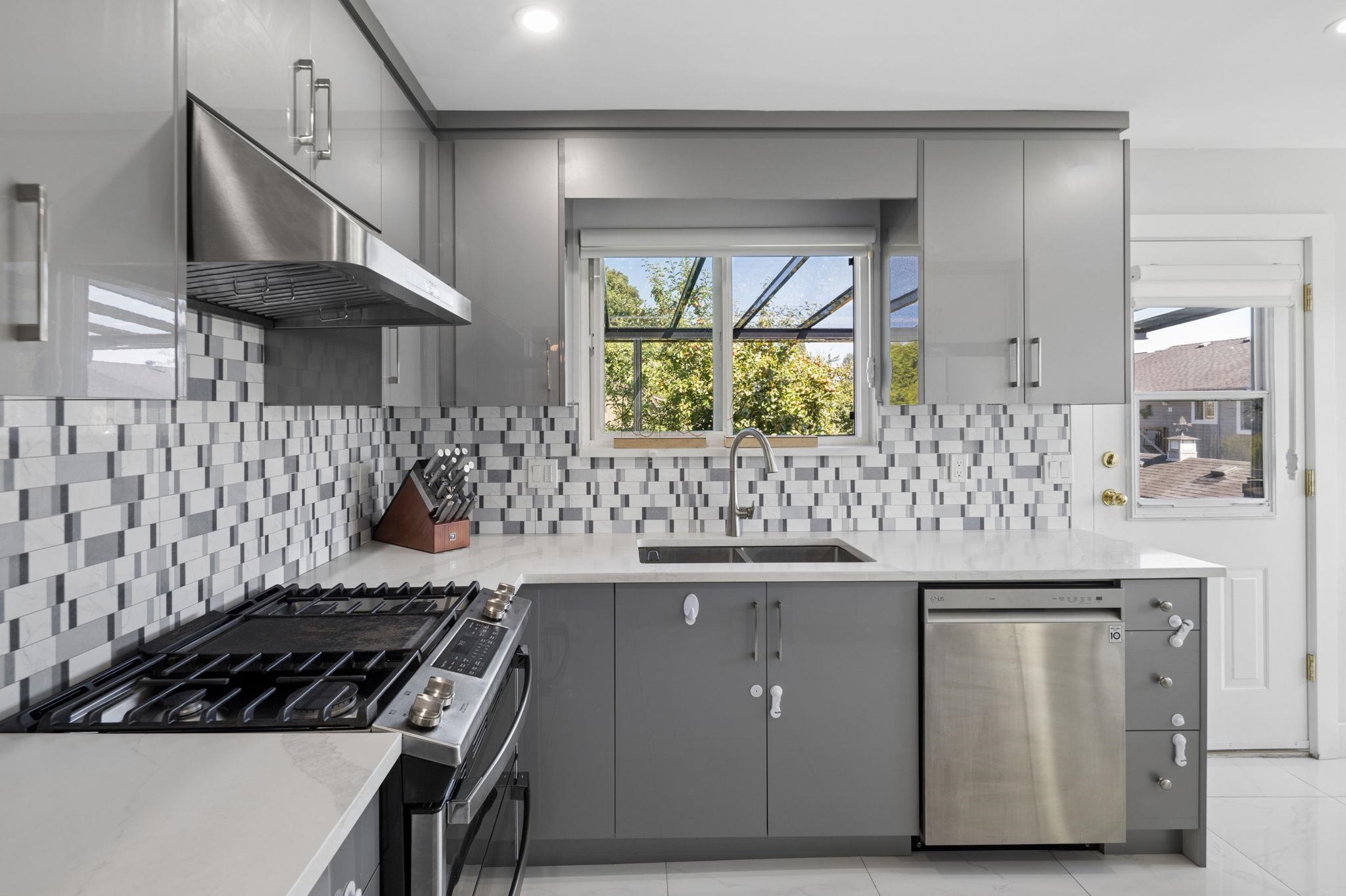 5668 DOVE PLACE