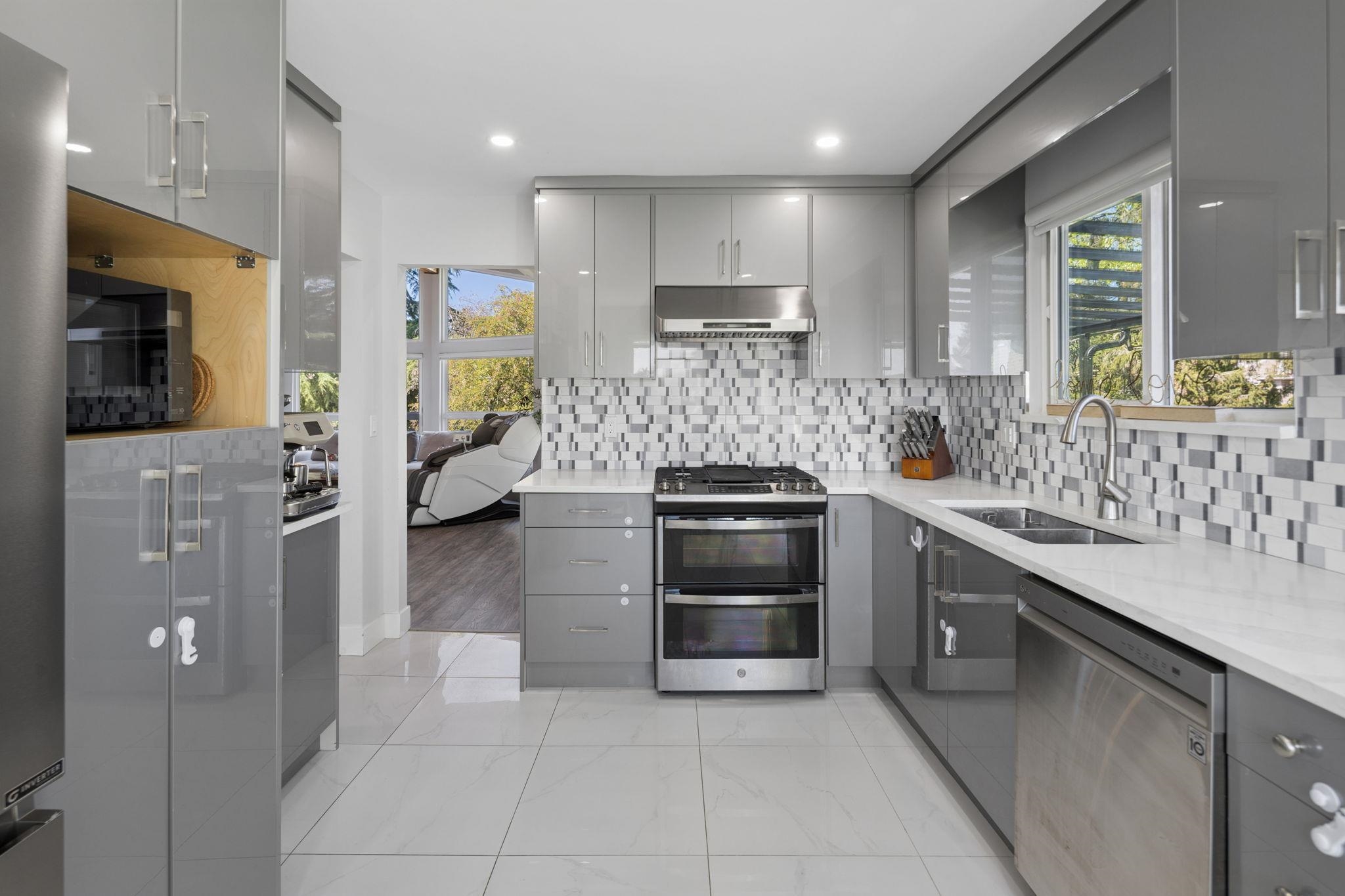 5668 DOVE PLACE