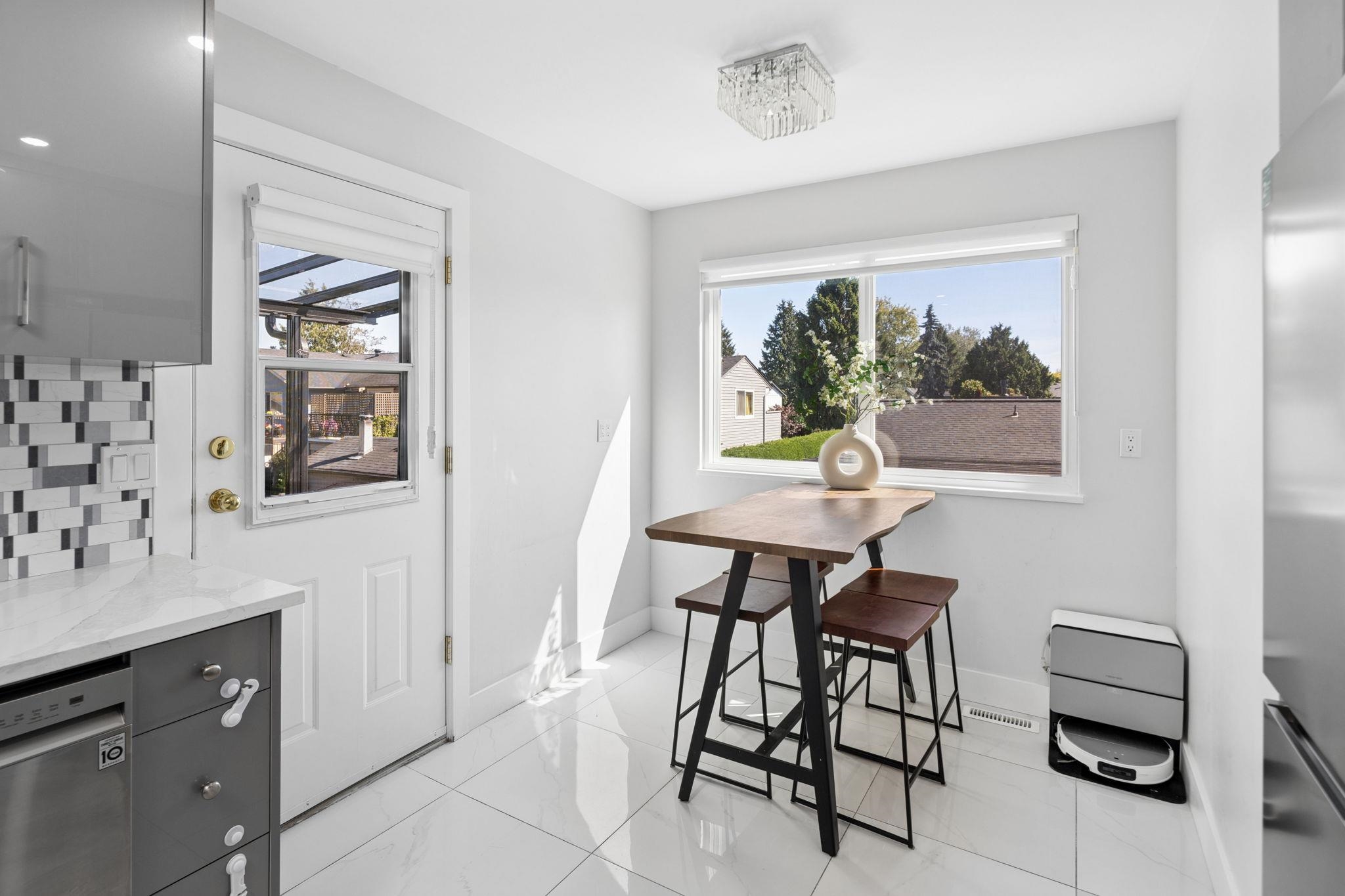 5668 DOVE PLACE