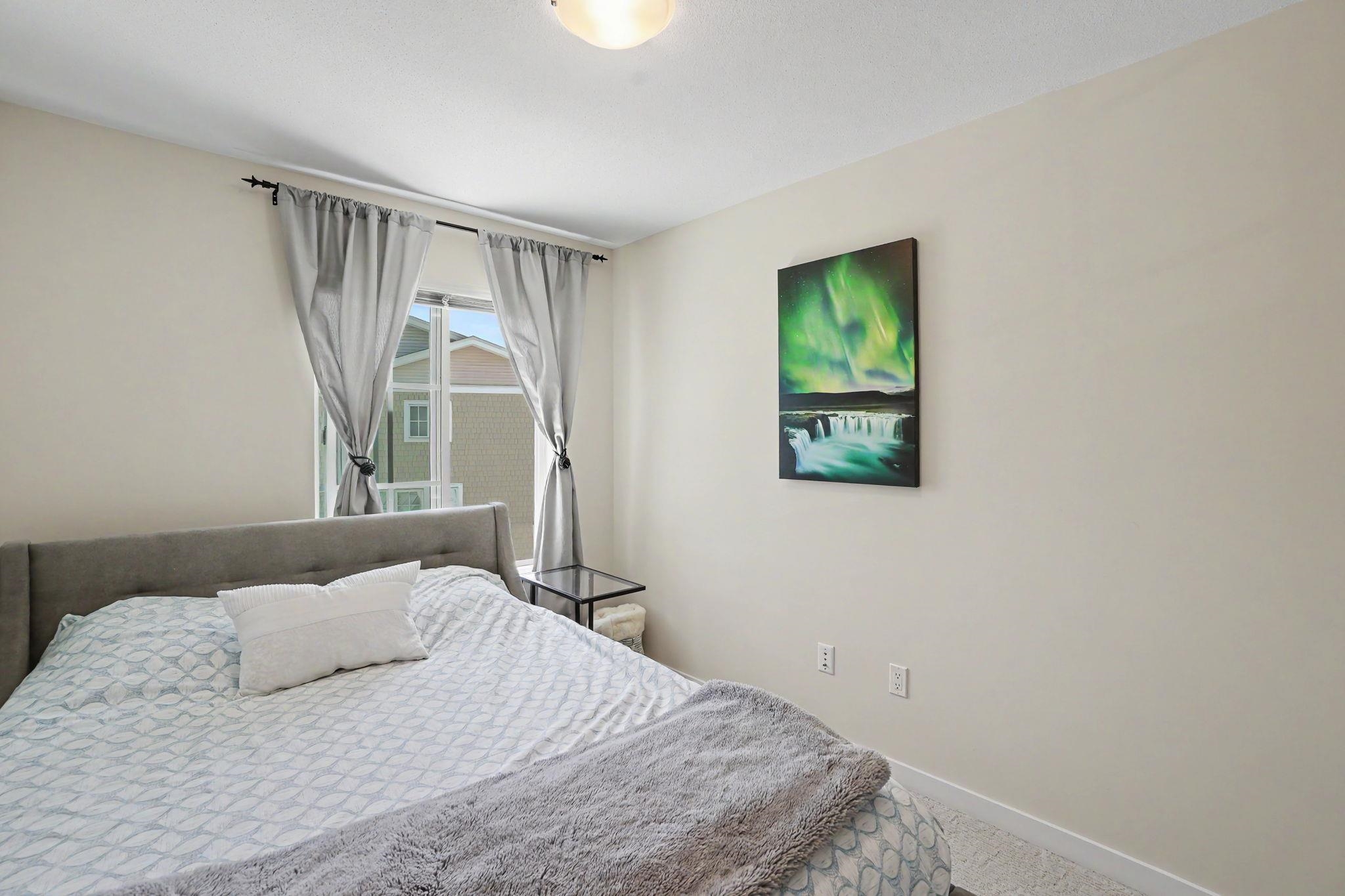 17 5551 ADMIRAL WAY