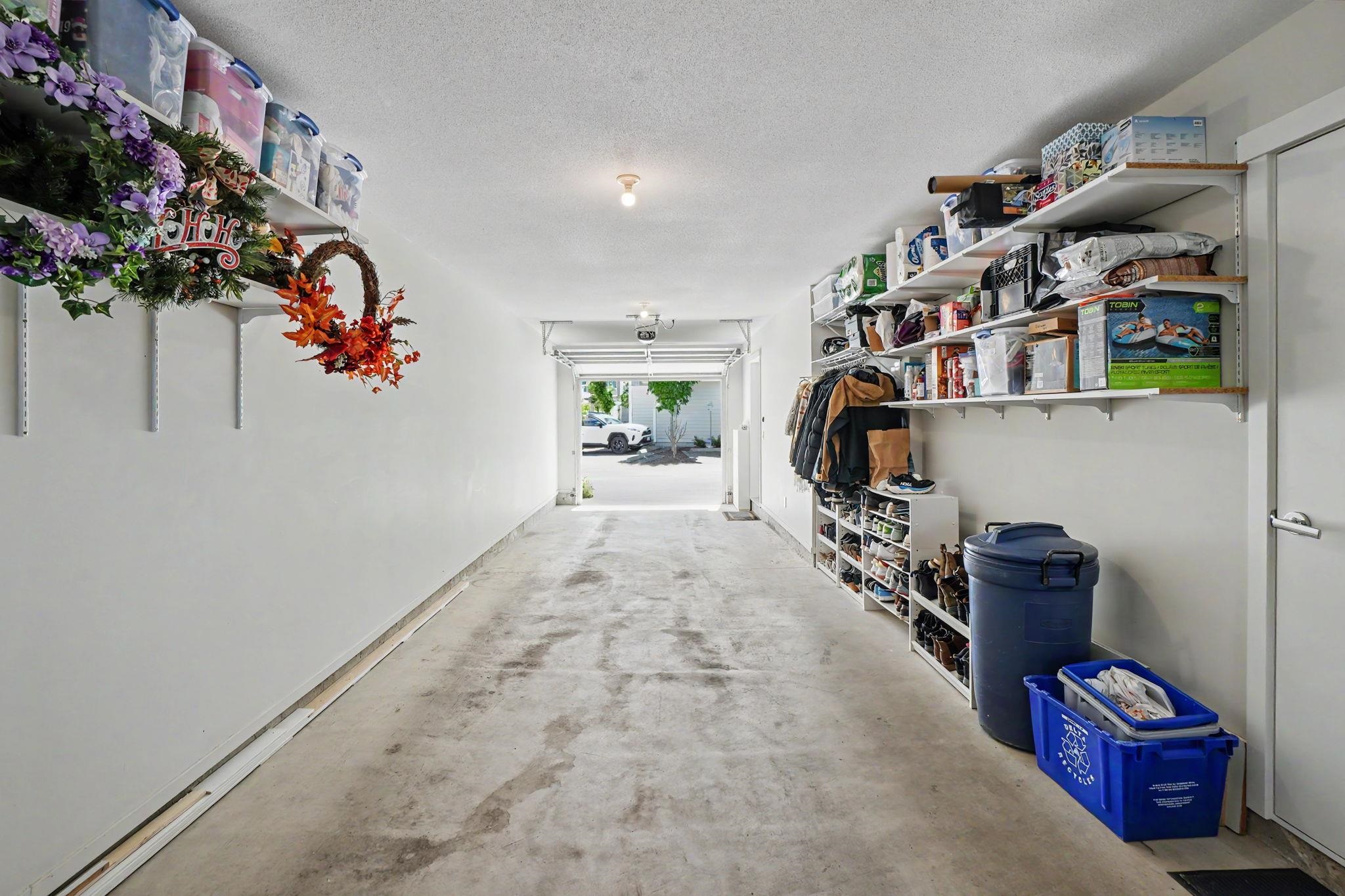 17 5551 ADMIRAL WAY