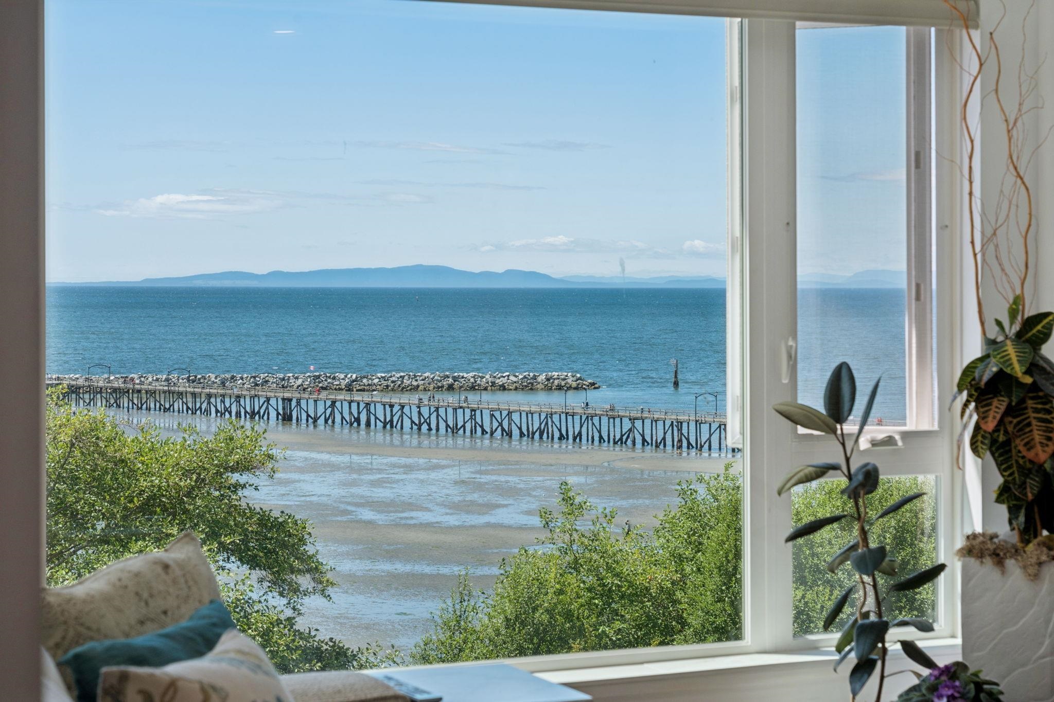 202 15165 MARINE DRIVE