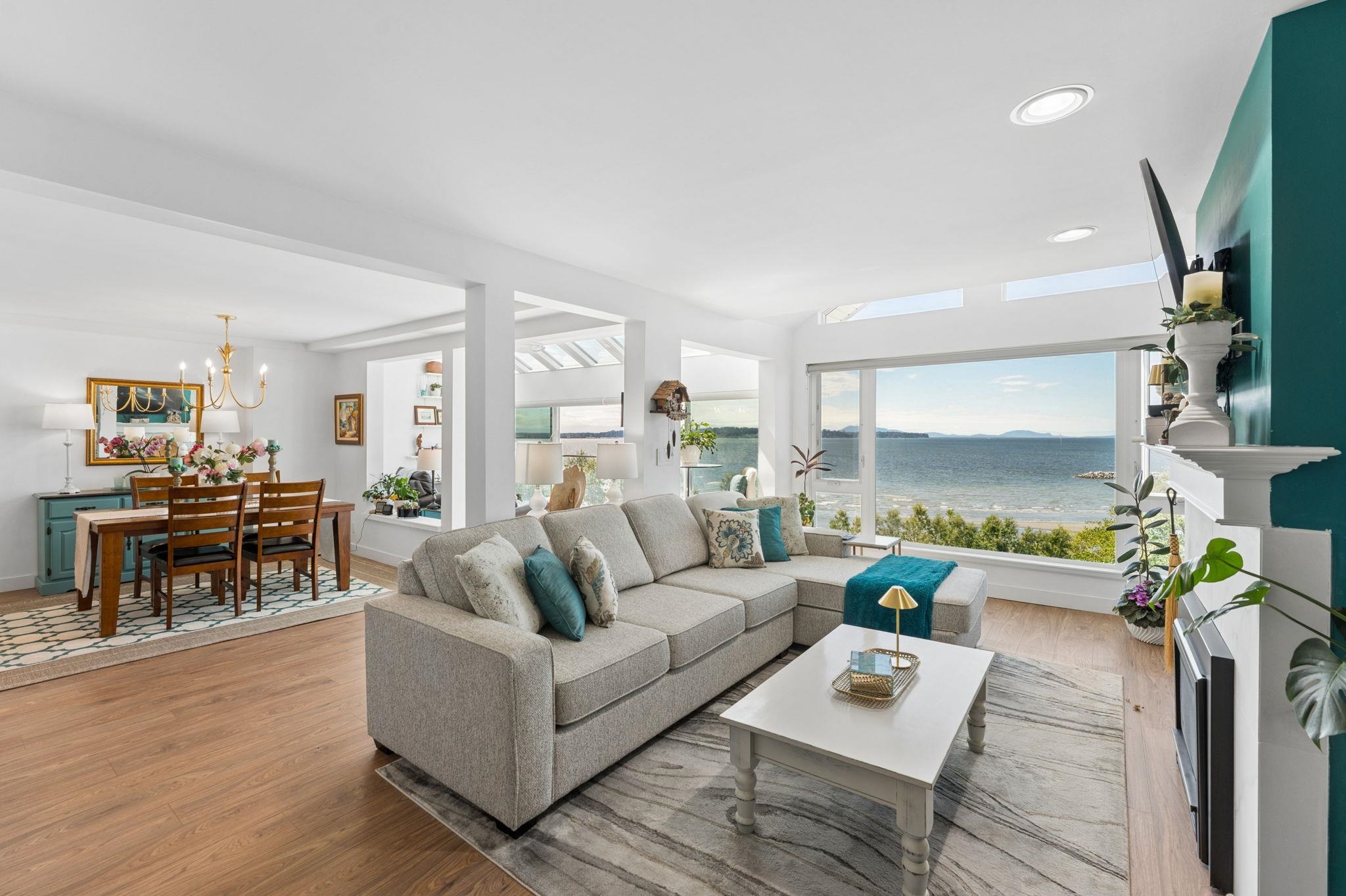 202 15165 MARINE DRIVE