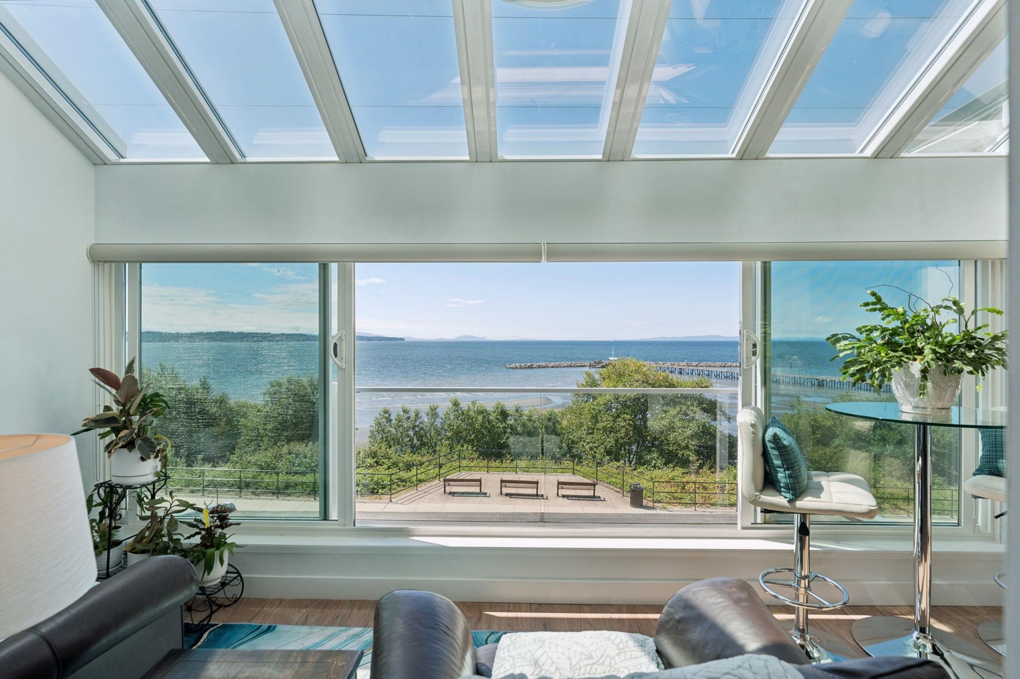 202 15165 MARINE DRIVE