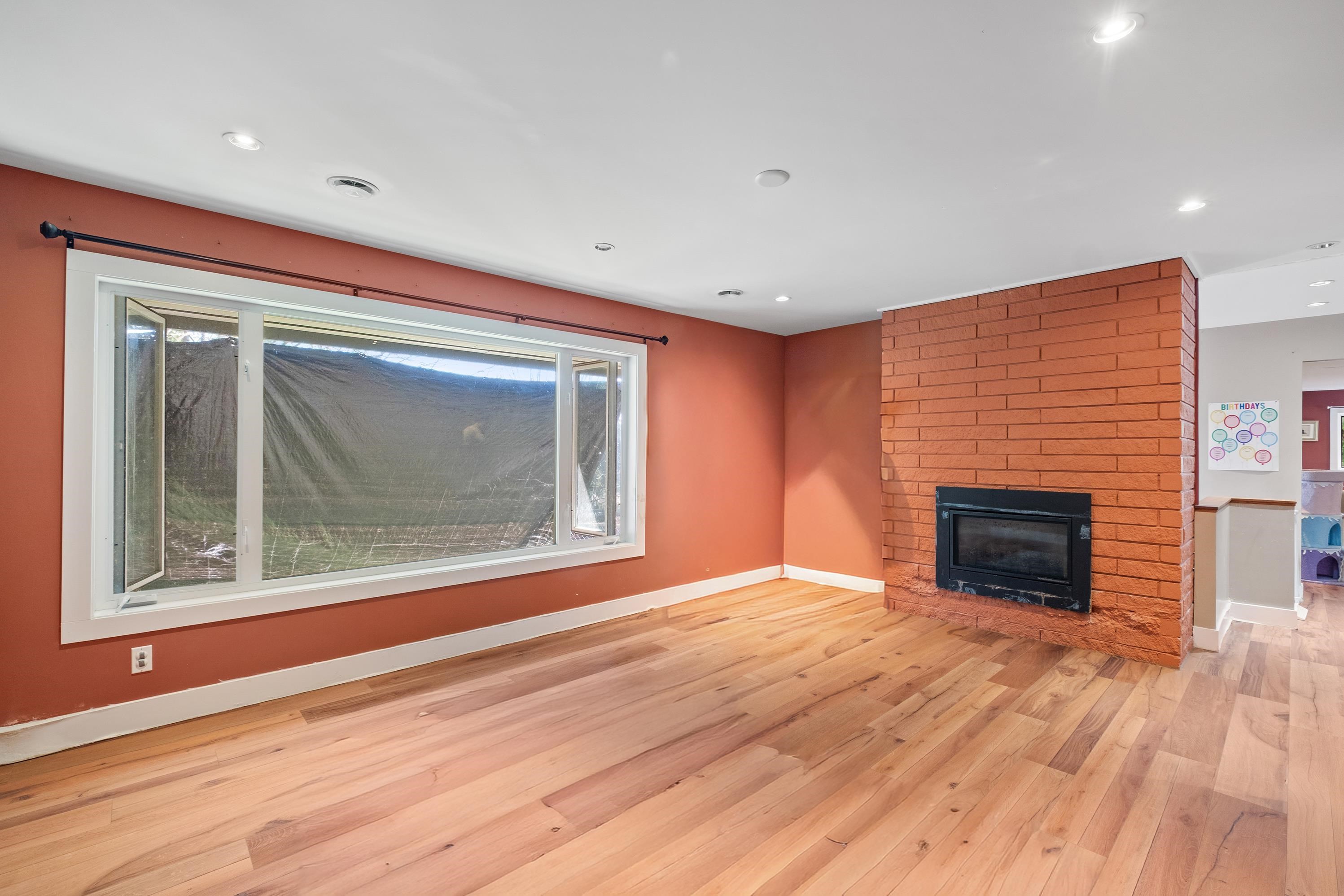 1329 APPIN ROAD