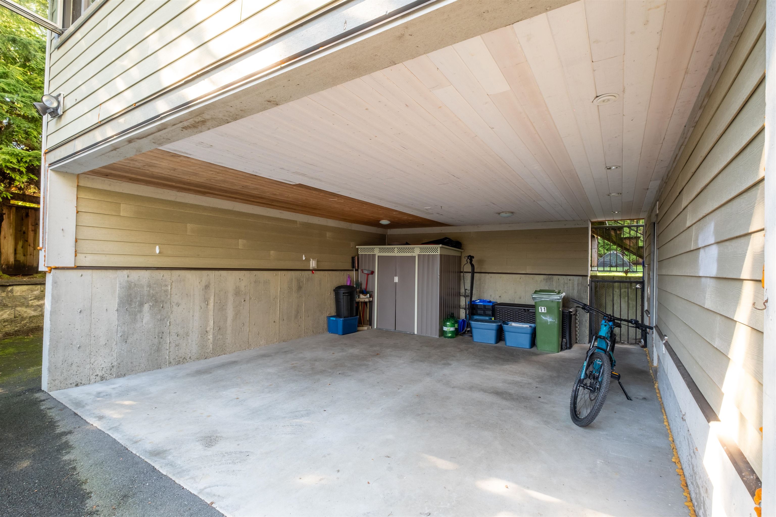 1329 APPIN ROAD