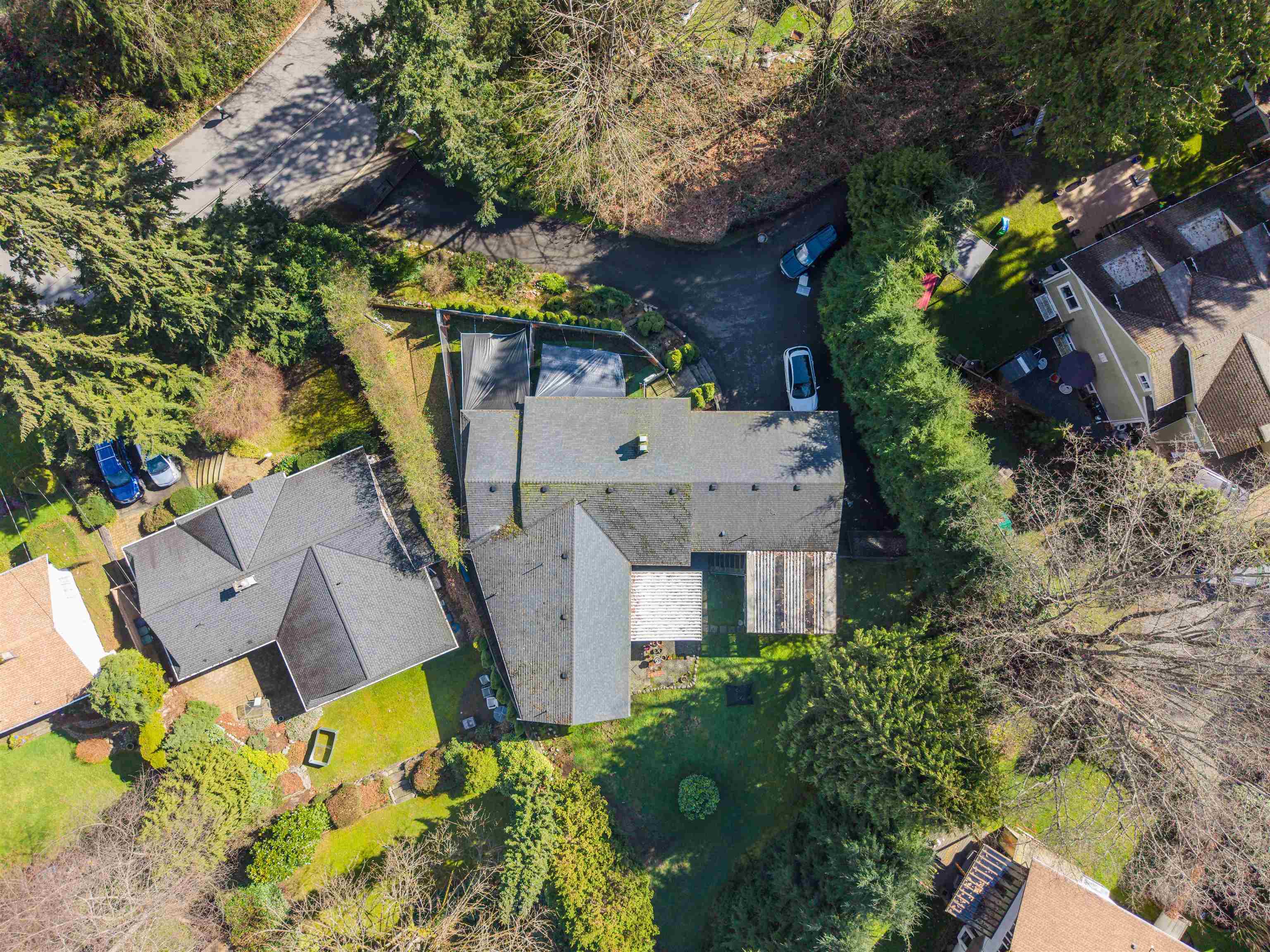 1329 APPIN ROAD