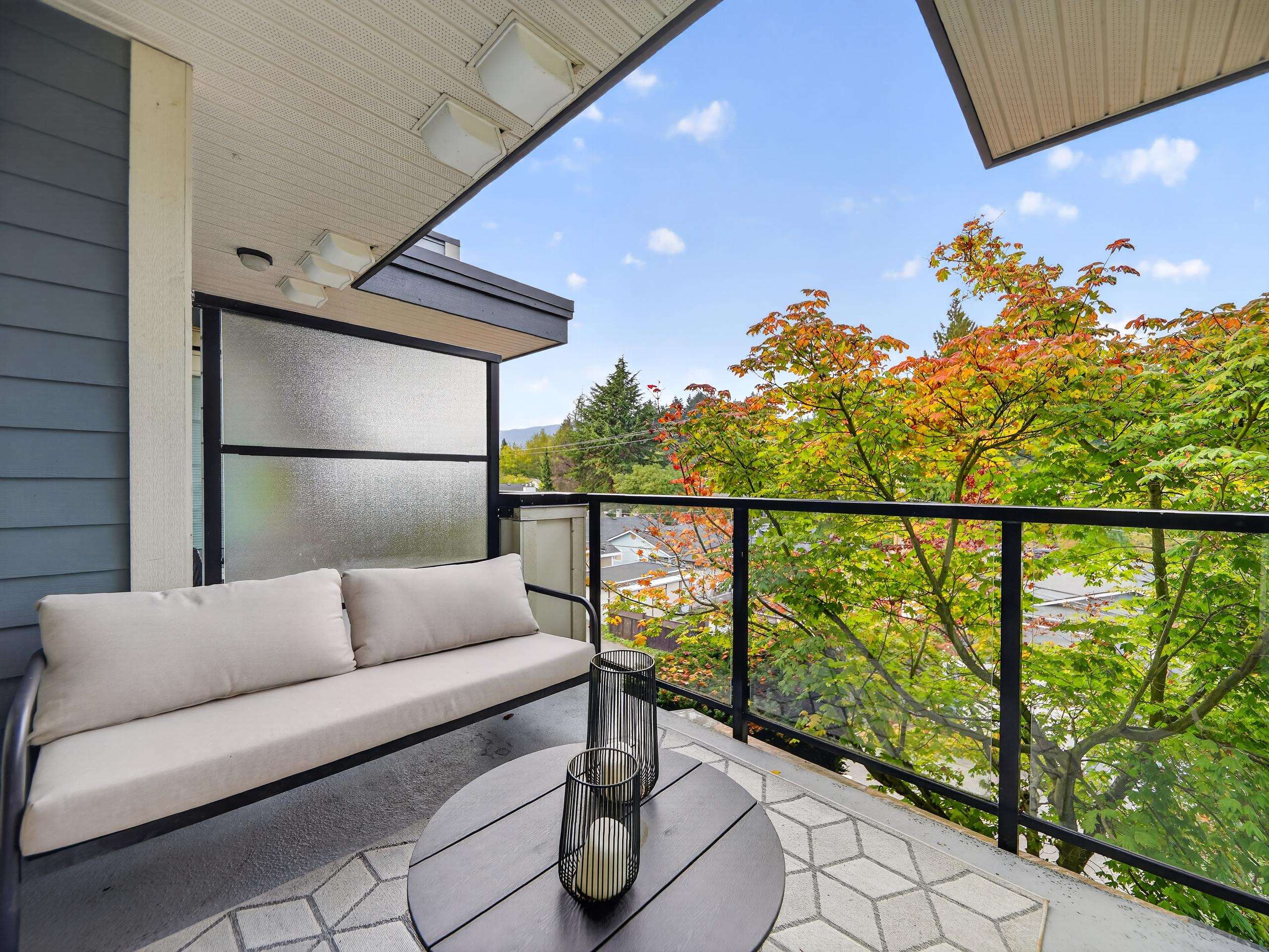 316 1330 MARINE DRIVE