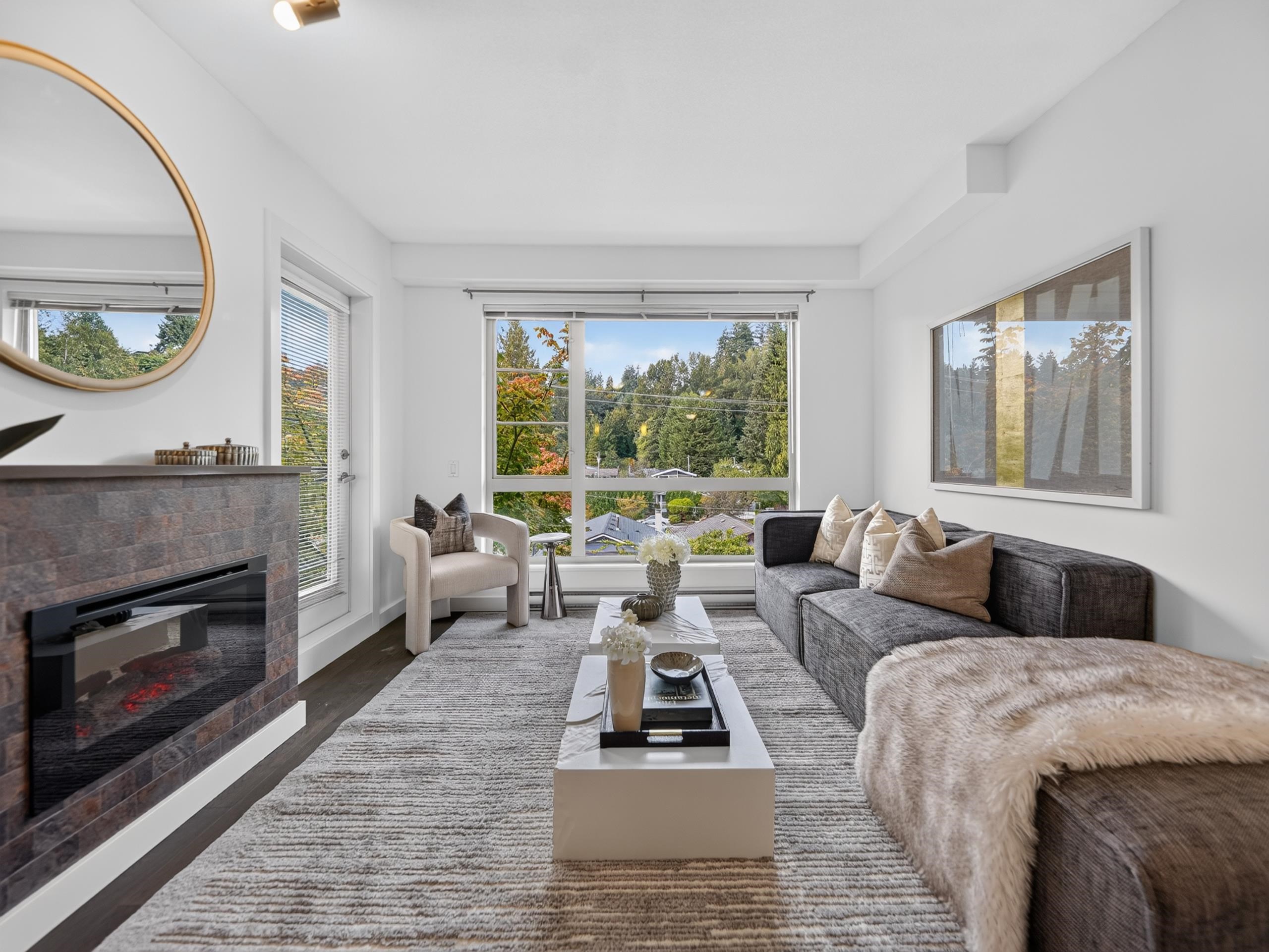 316 1330 MARINE DRIVE