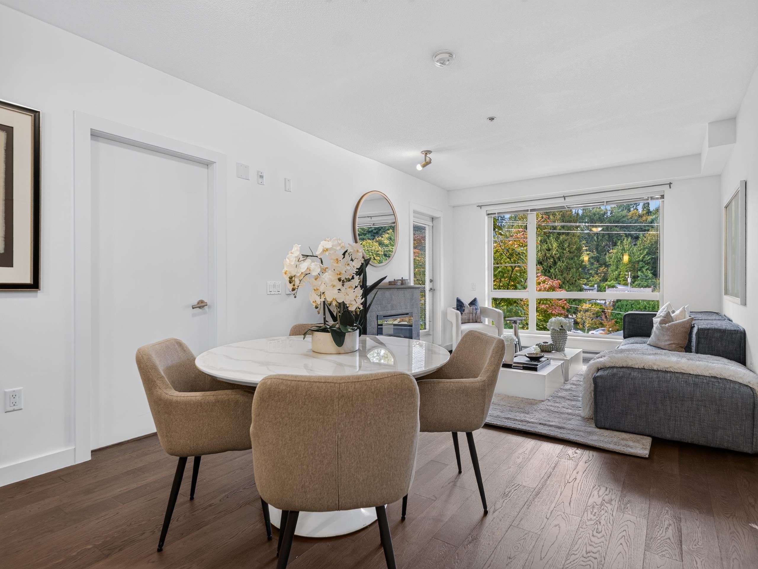 316 1330 MARINE DRIVE