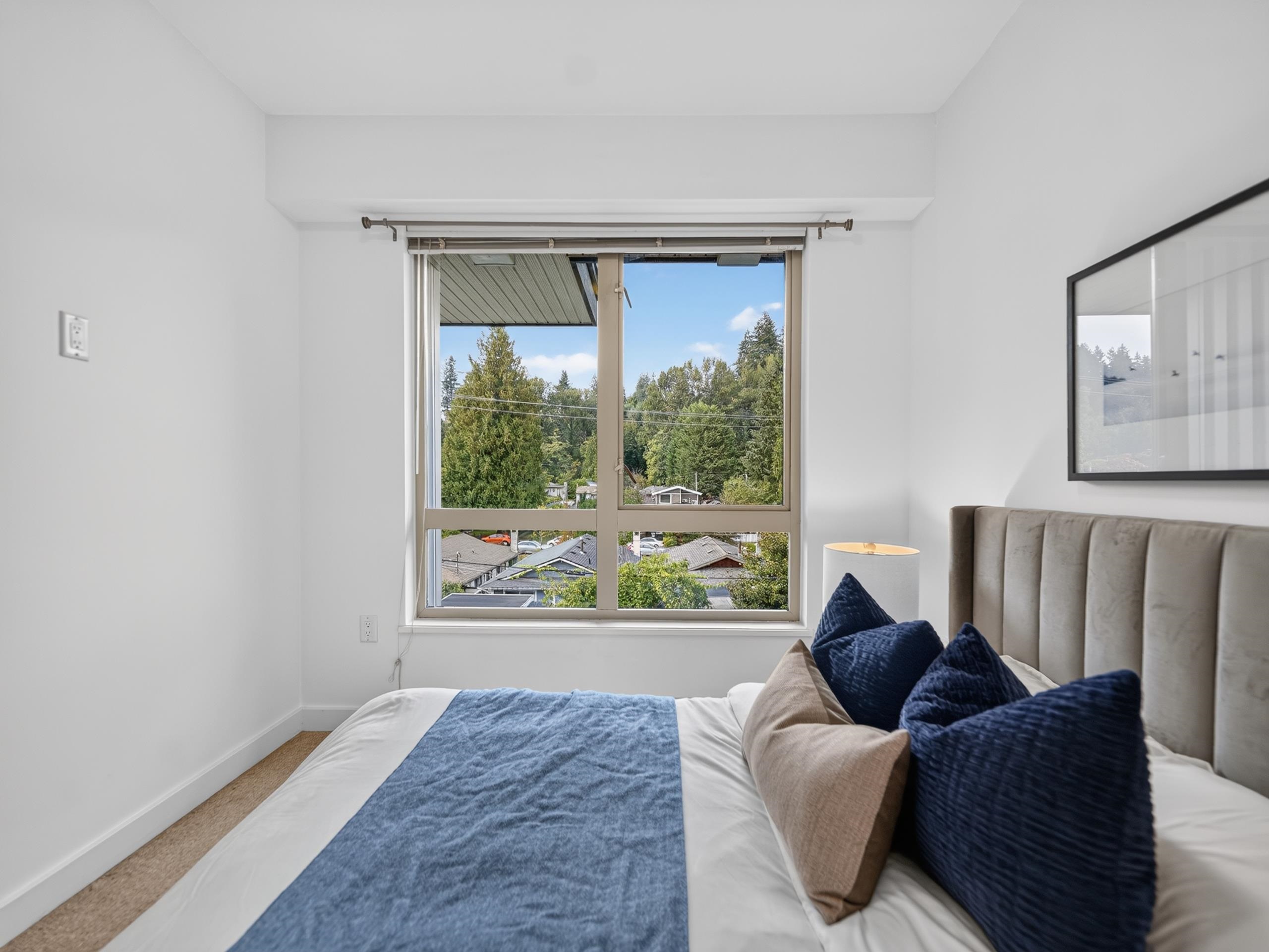 316 1330 MARINE DRIVE