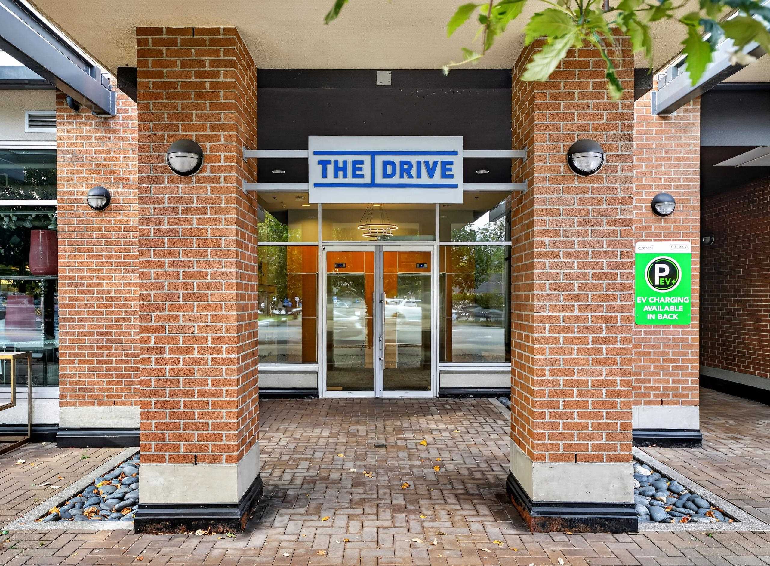 316 1330 MARINE DRIVE