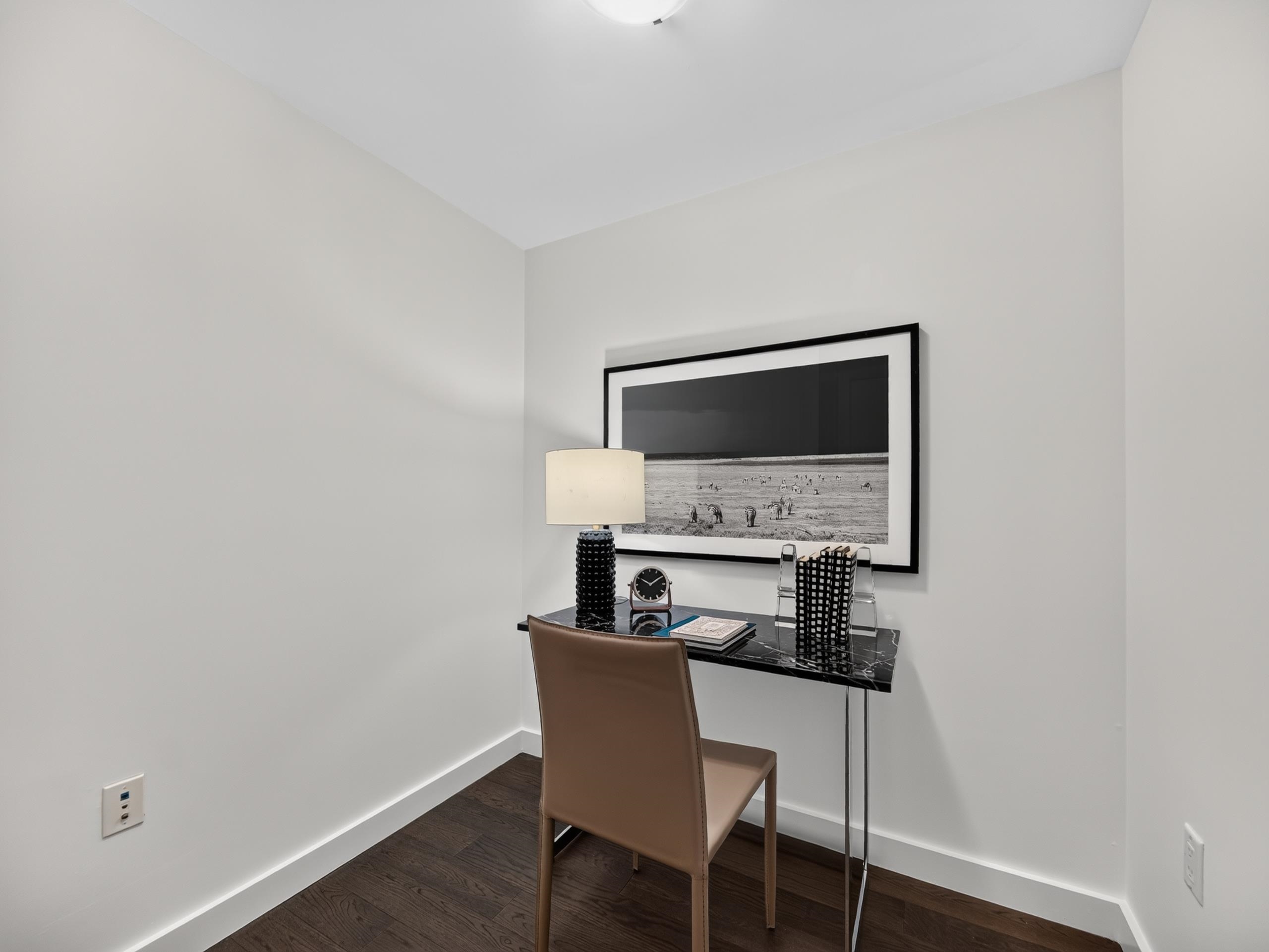 316 1330 MARINE DRIVE
