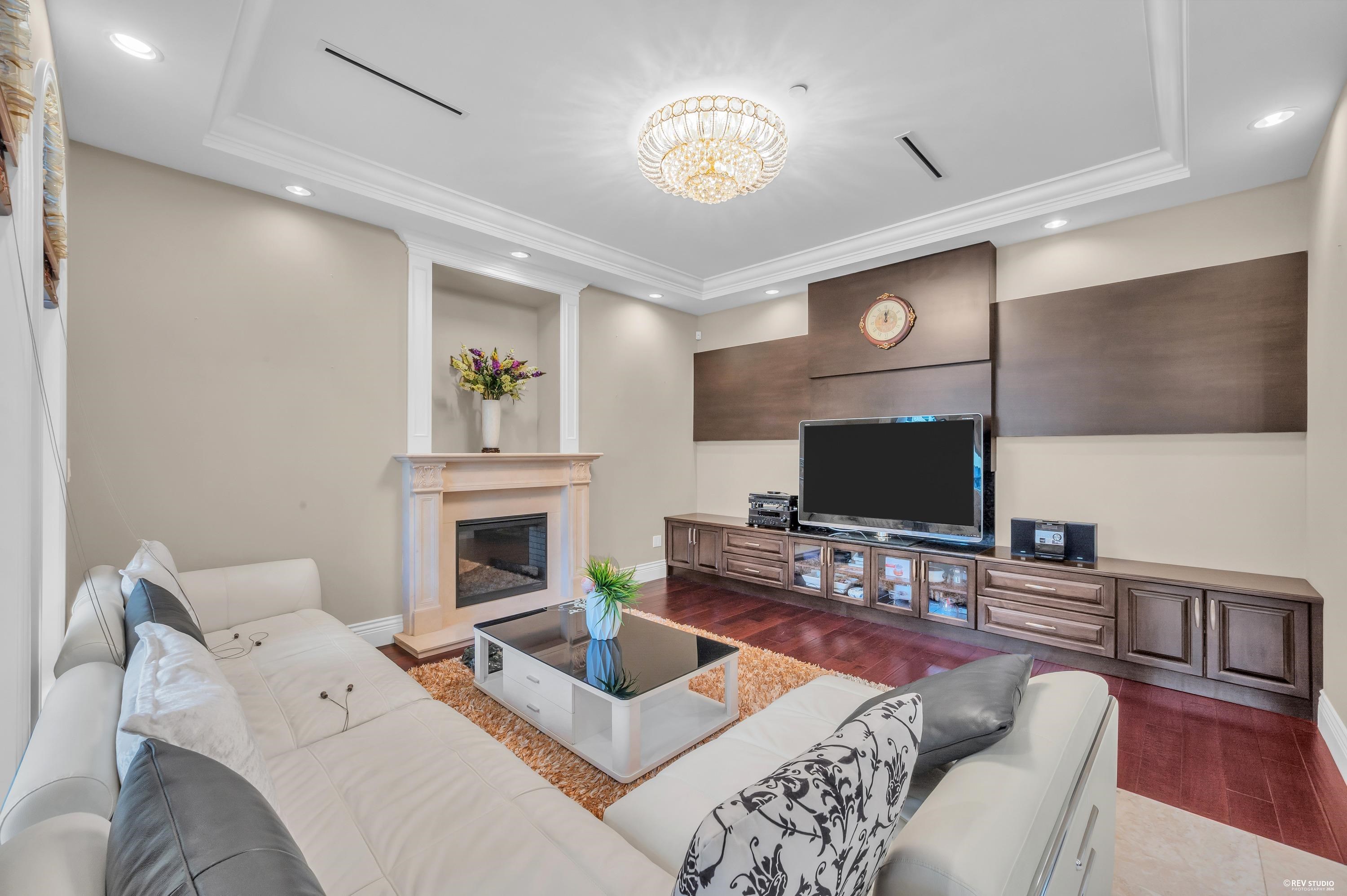 2769 W 49TH AVENUE