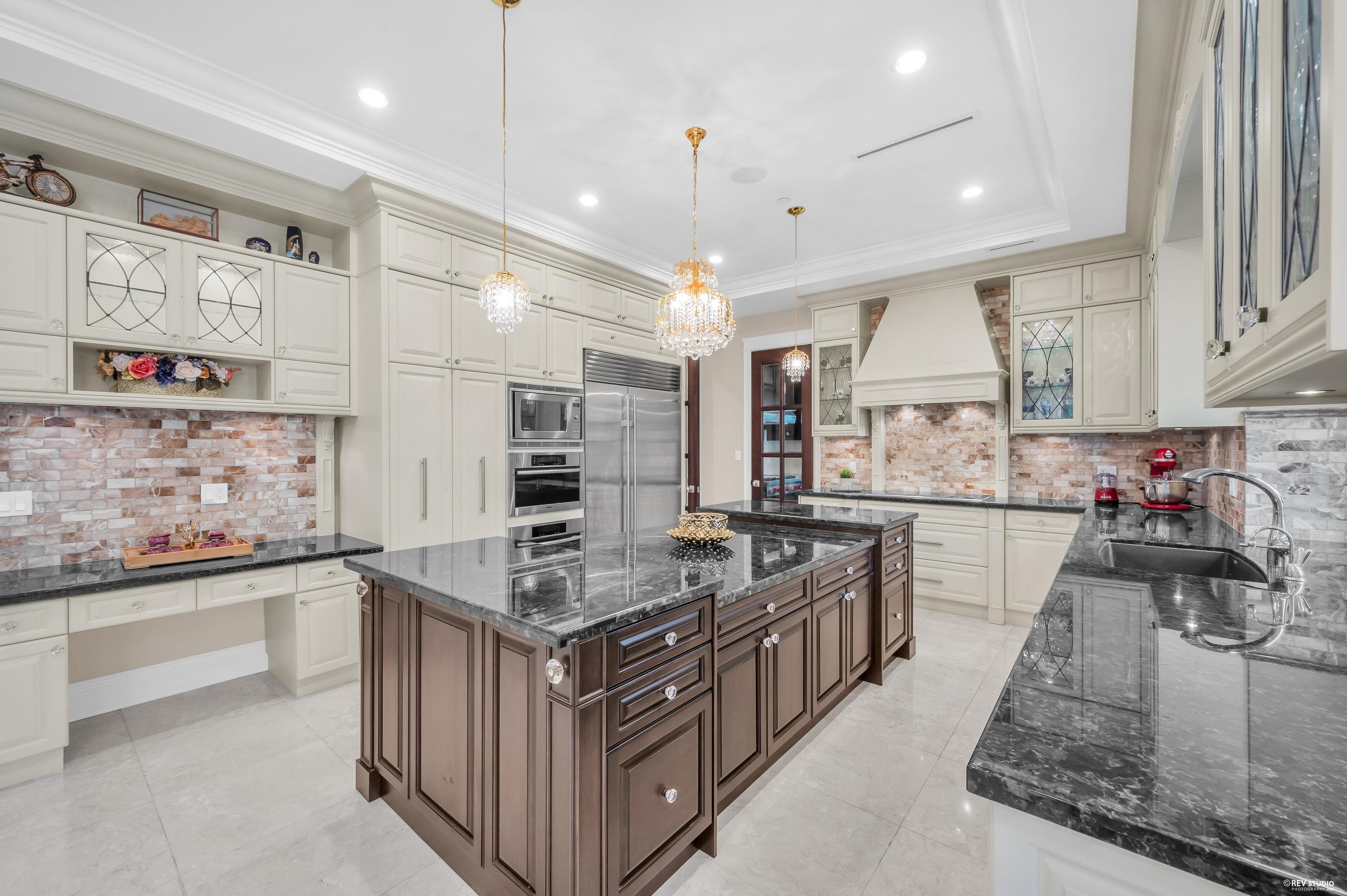 2769 W 49TH AVENUE