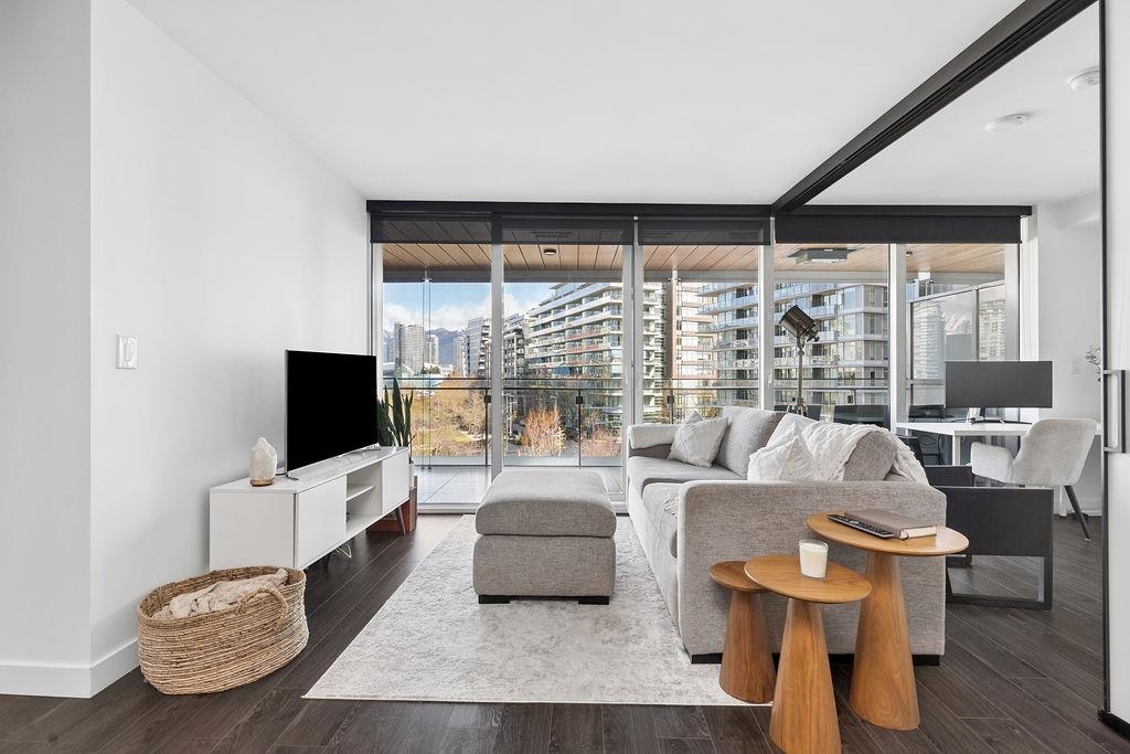 507 1768 COOK STREET