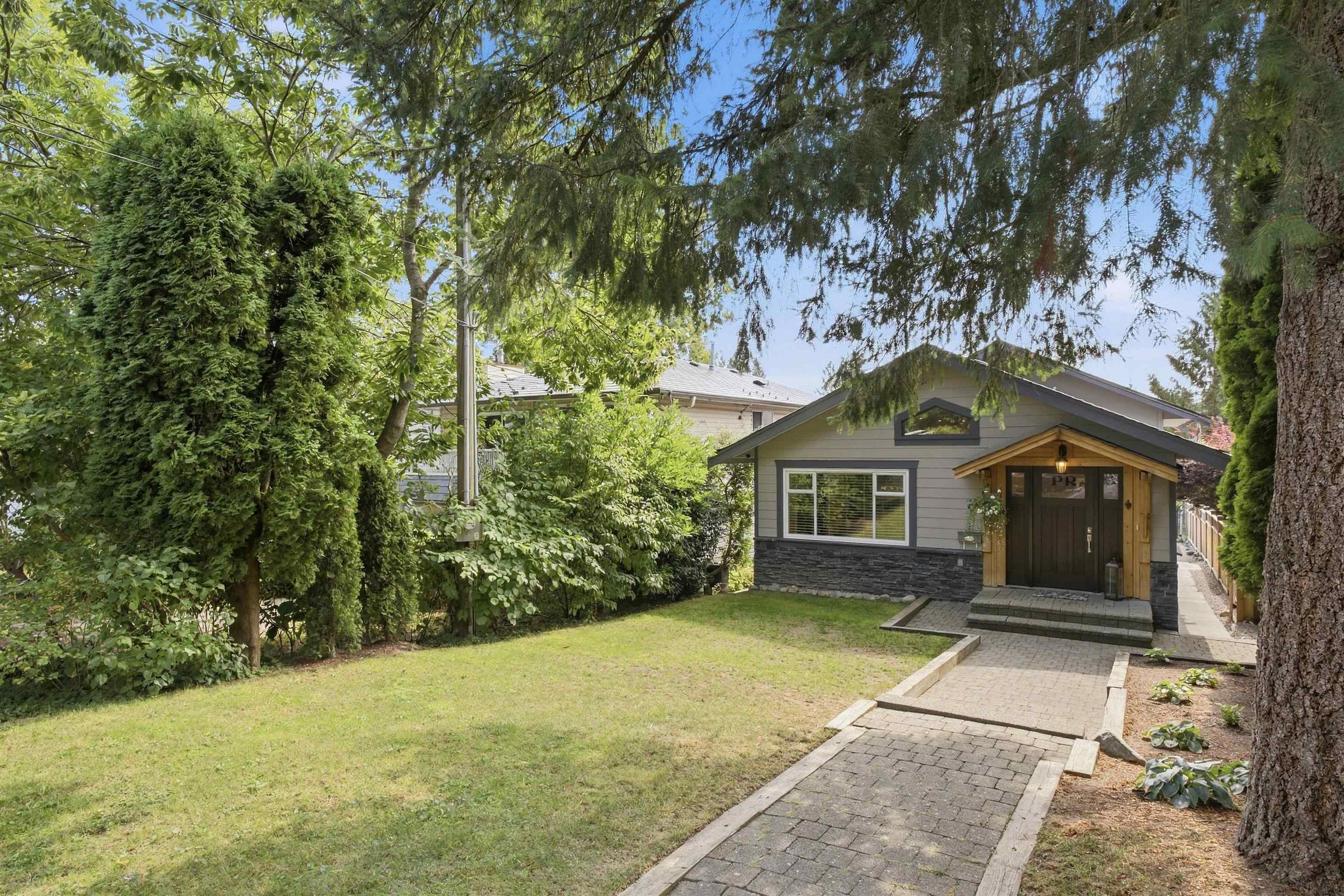 1153 WELLINGTON DRIVE