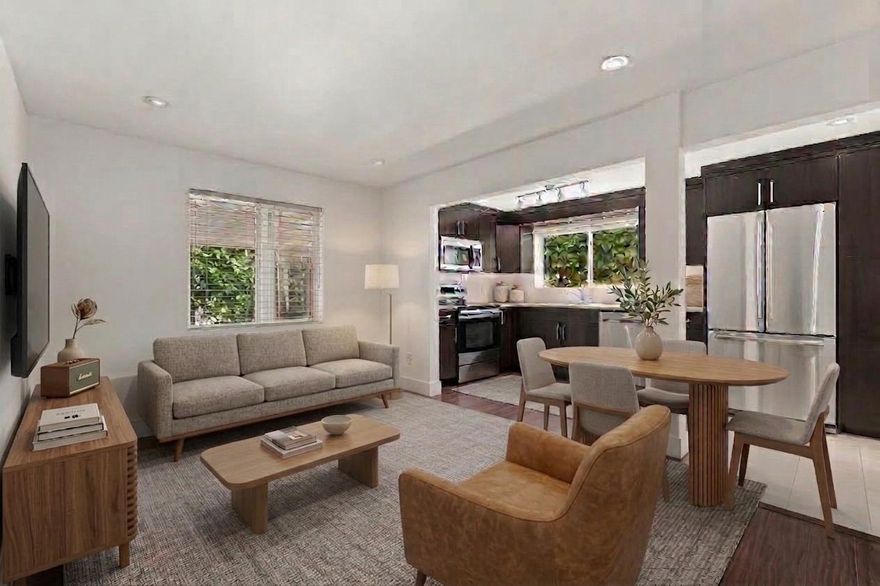 1153 WELLINGTON DRIVE