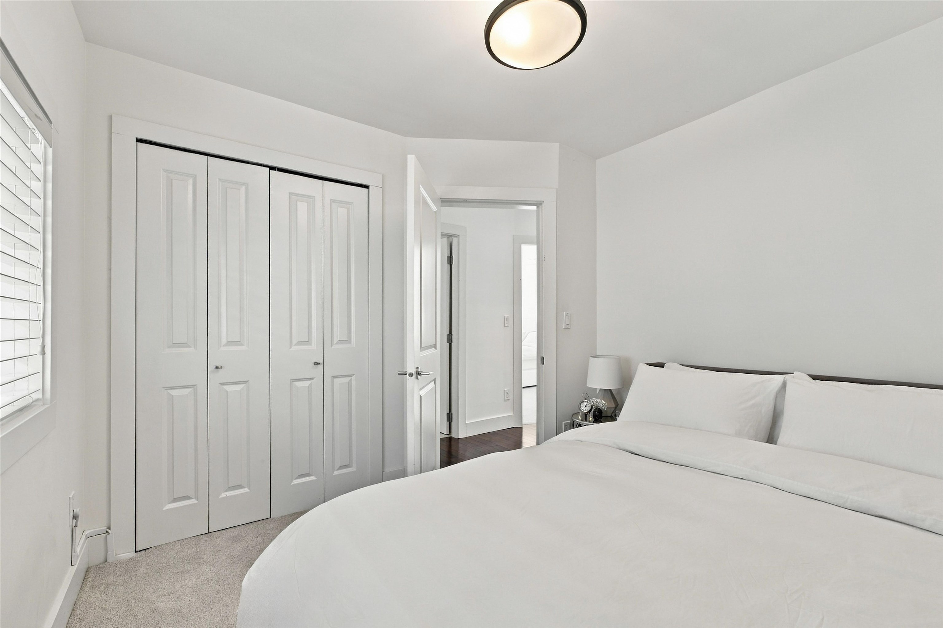 1153 WELLINGTON DRIVE
