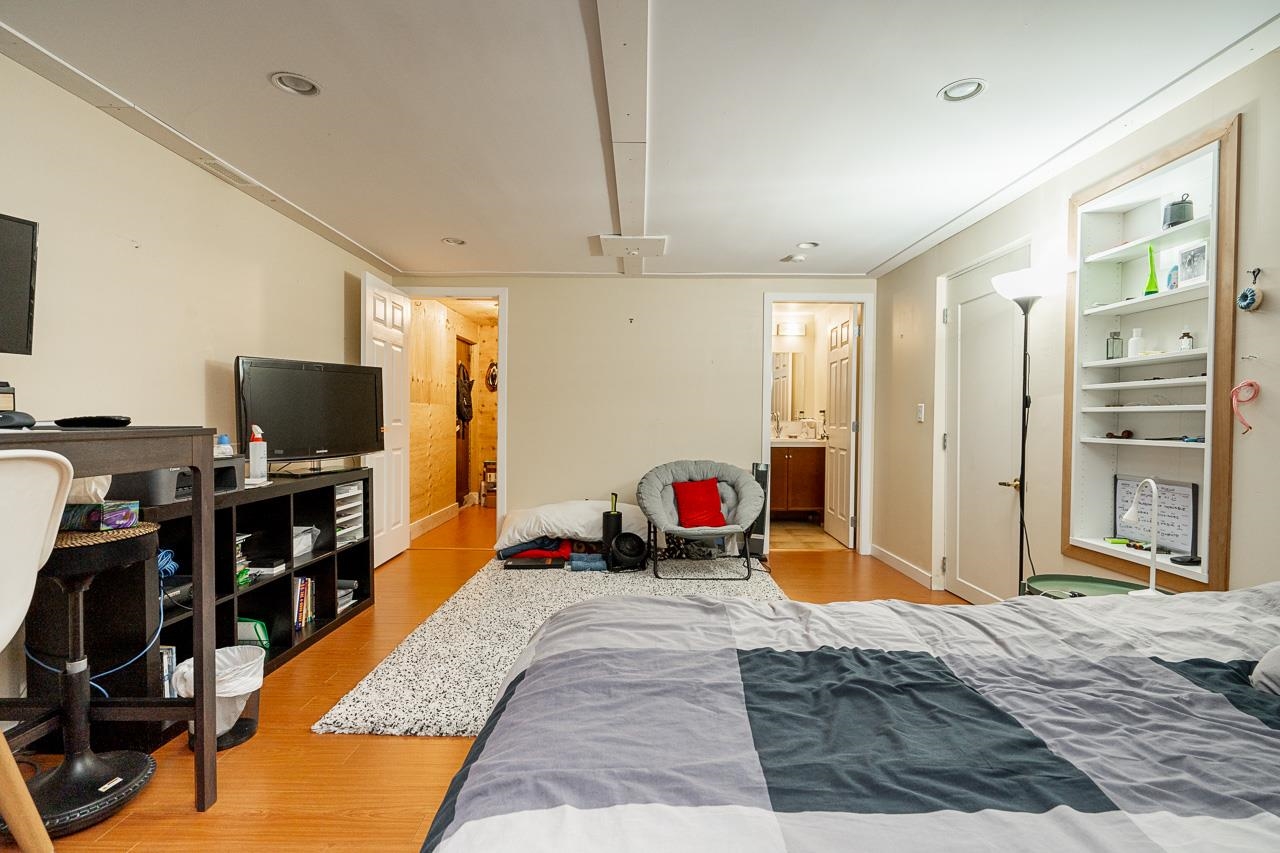 4871 HIGHLAWN DRIVE