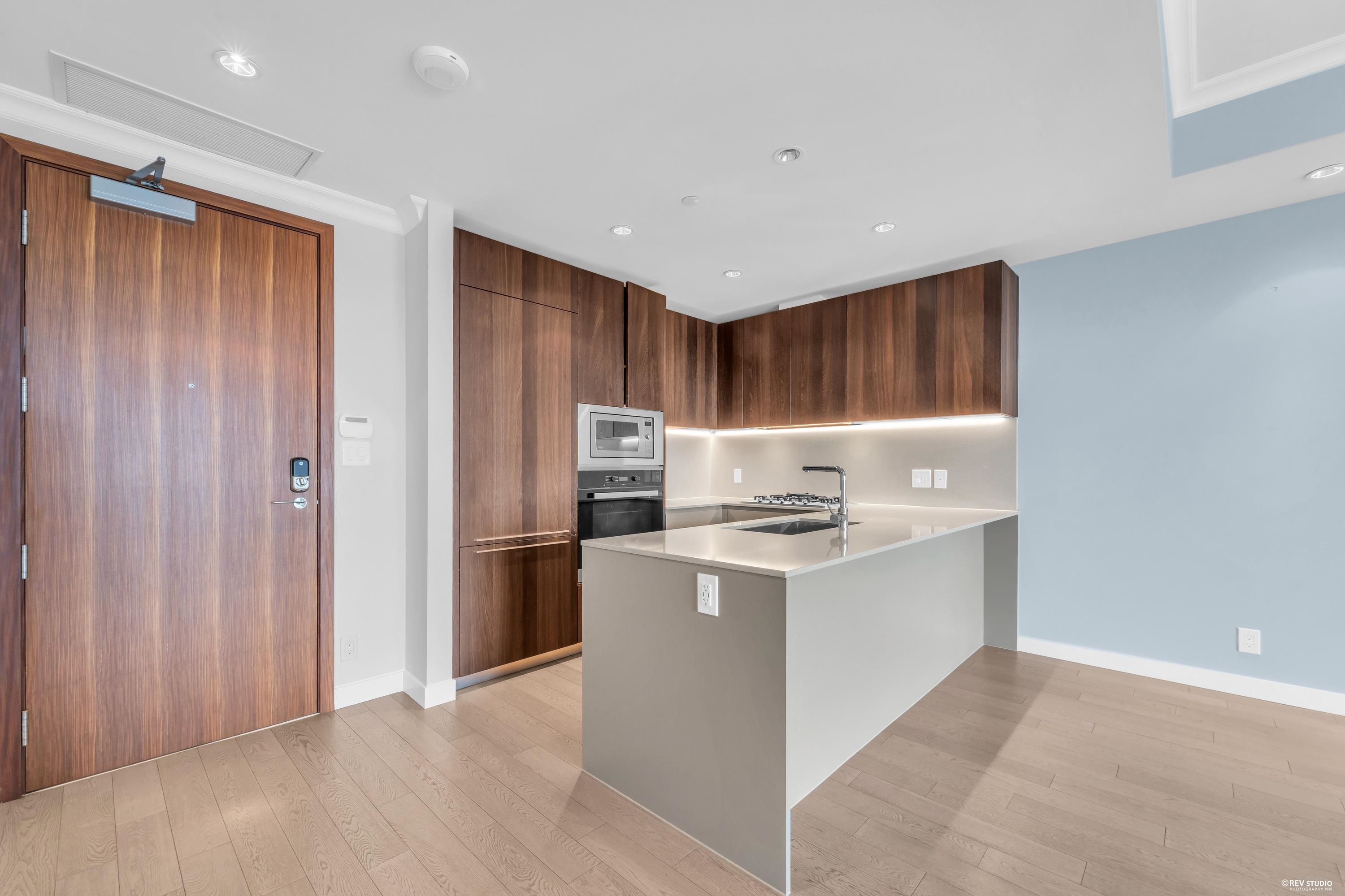 709 6622 PEARSON WAY