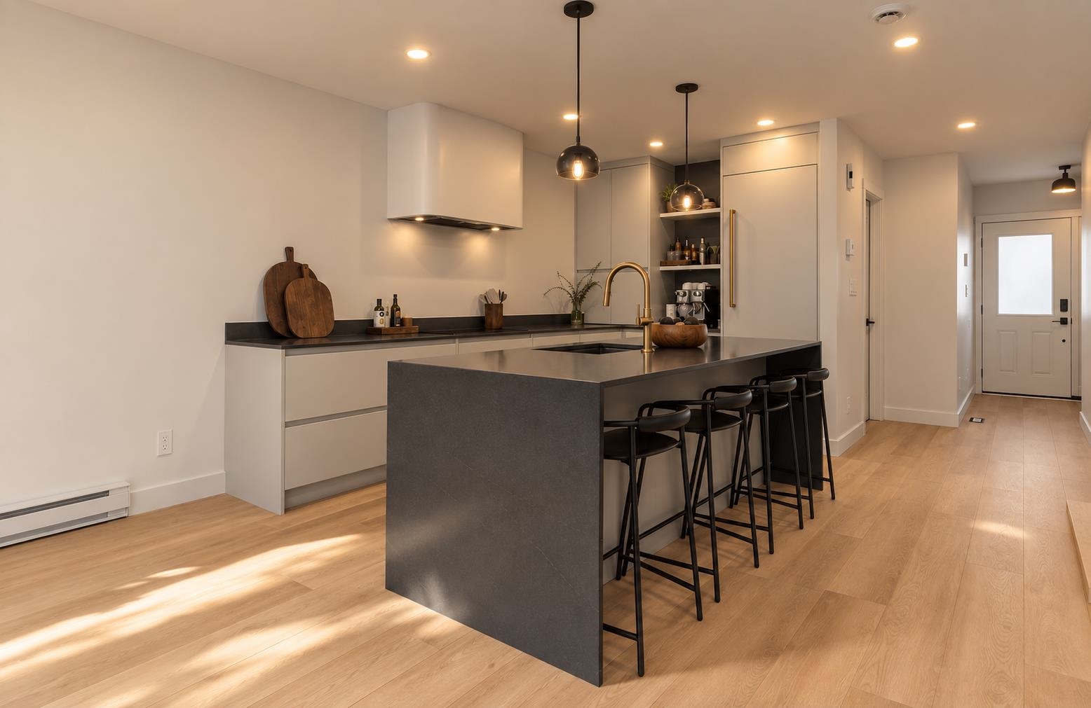 16 40200 GOVERNMENT ROAD