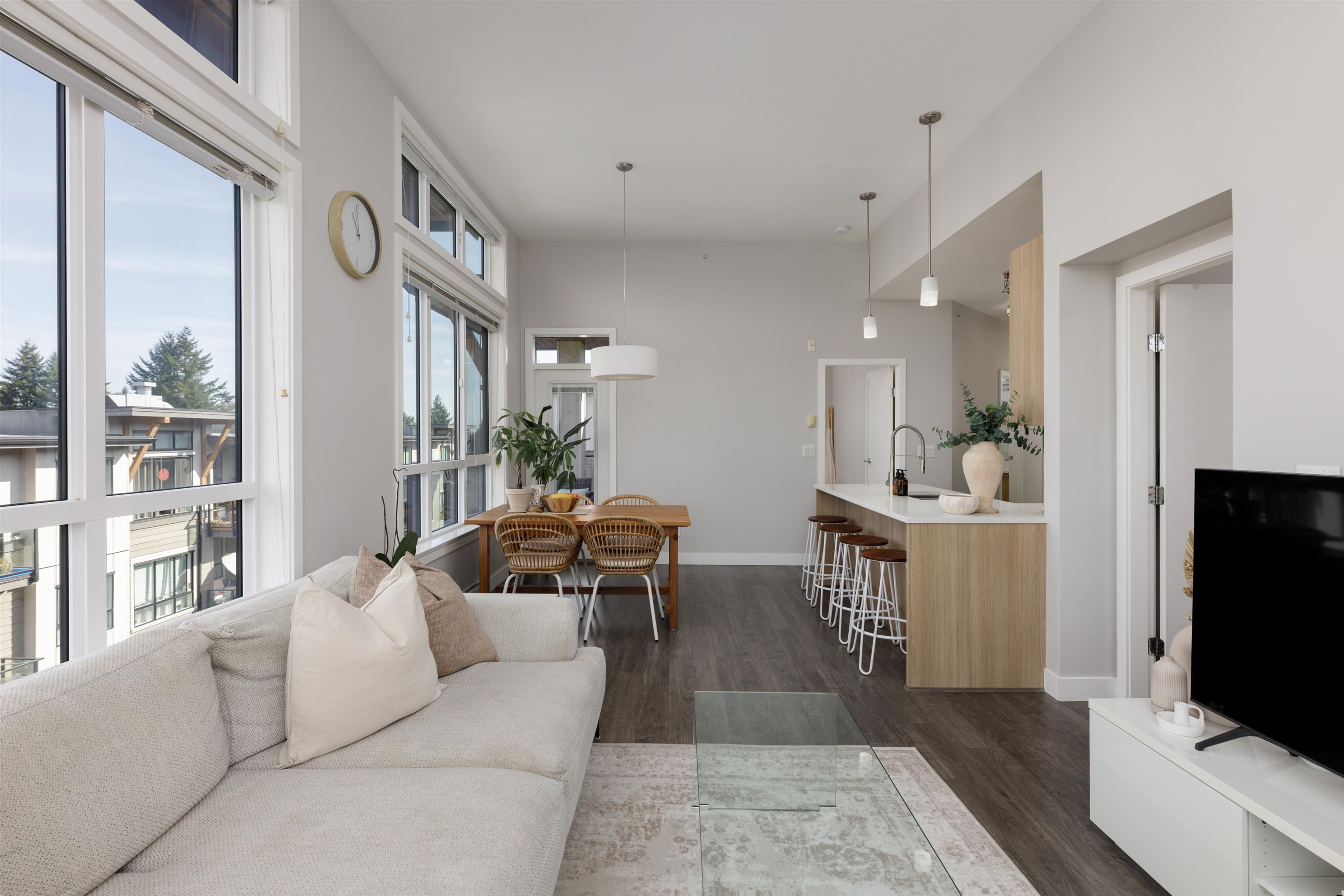 407 10477 154 STREET