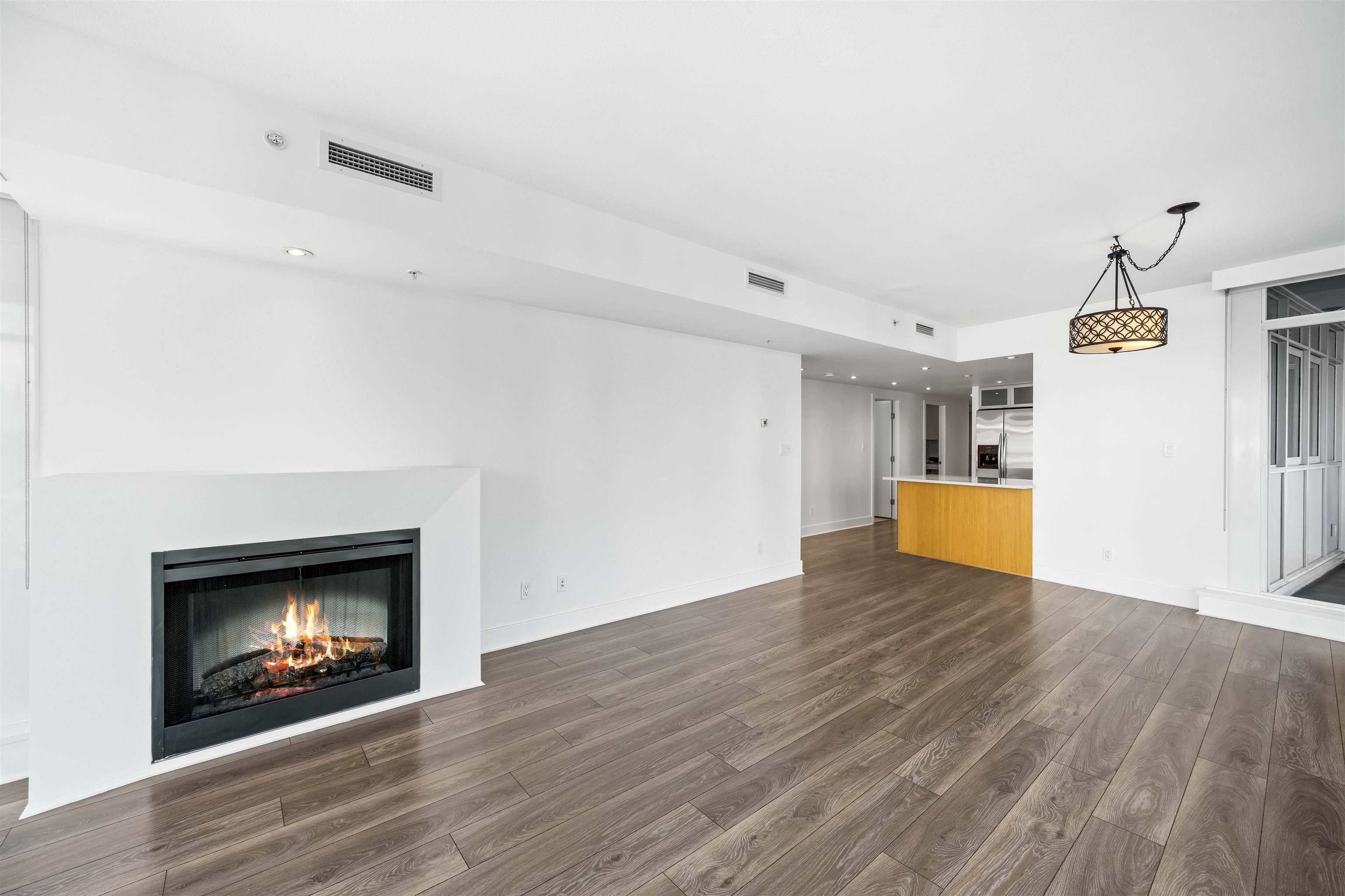 2302 1205 W HASTINGS STREET
