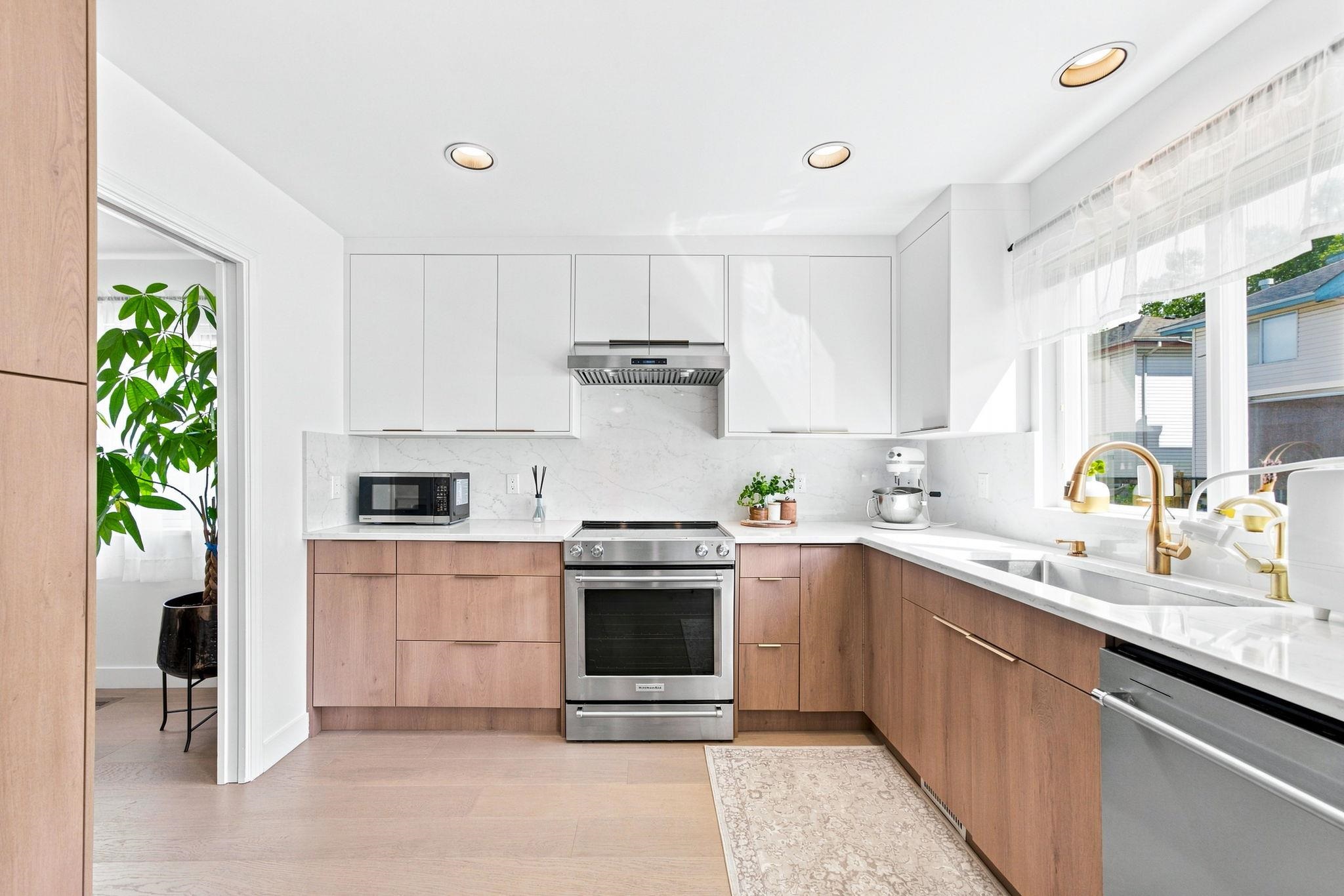22291 GARRATT DRIVE