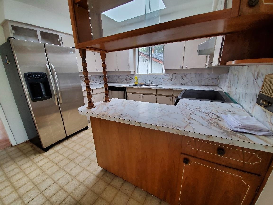 Upper 644 W 14TH STREET