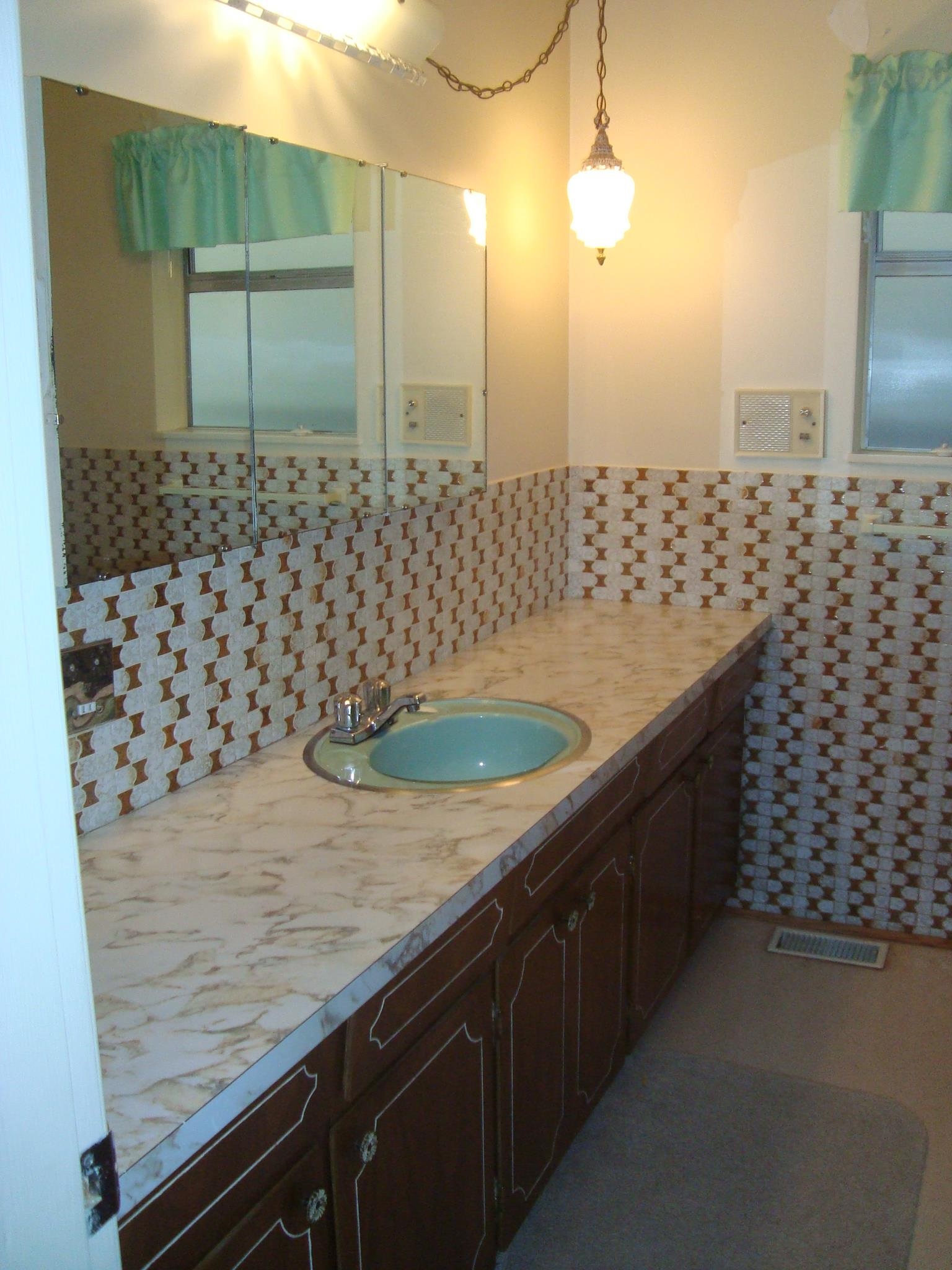 Upper 644 W 14TH STREET