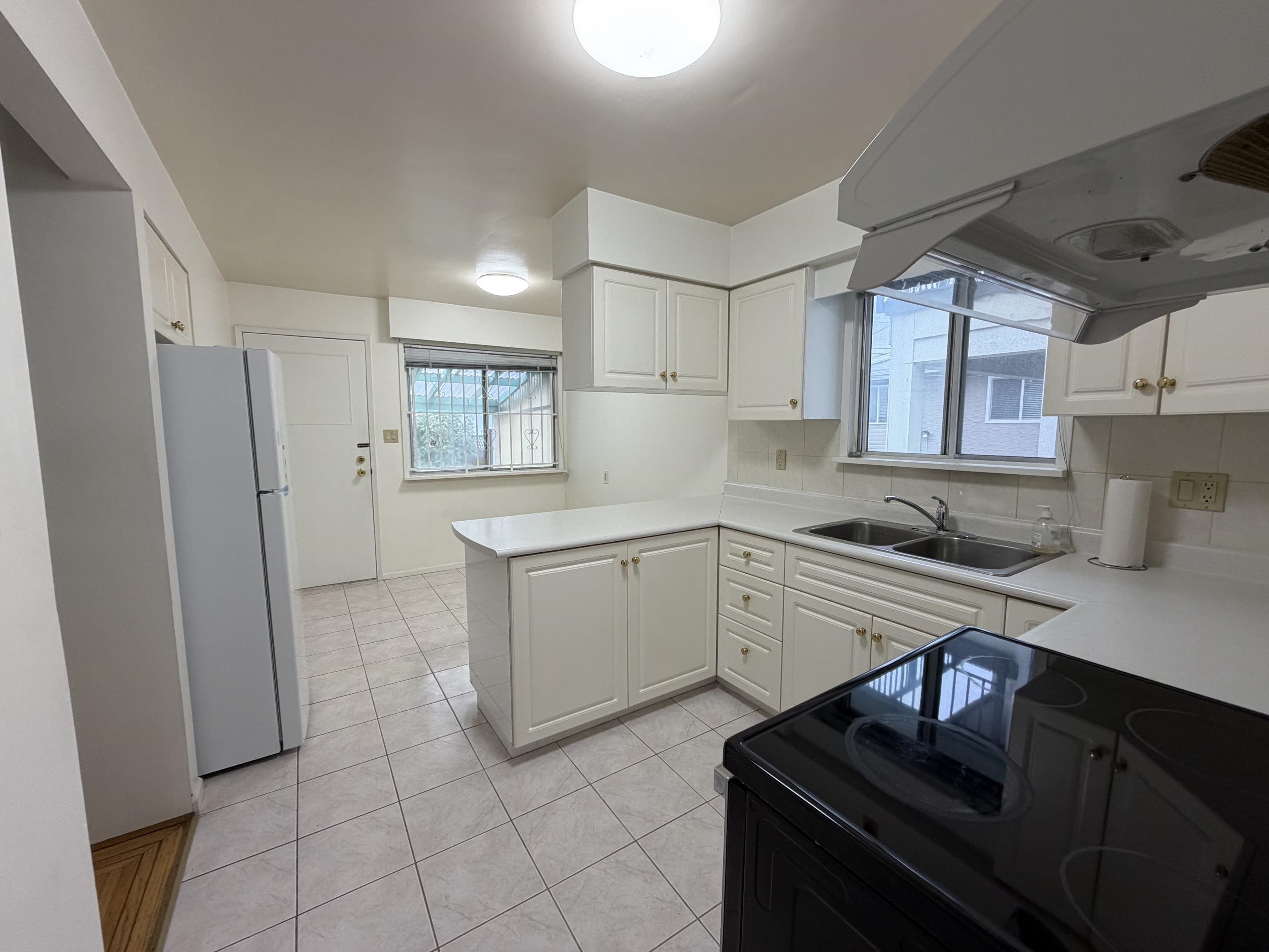 77 W 62ND AVENUE