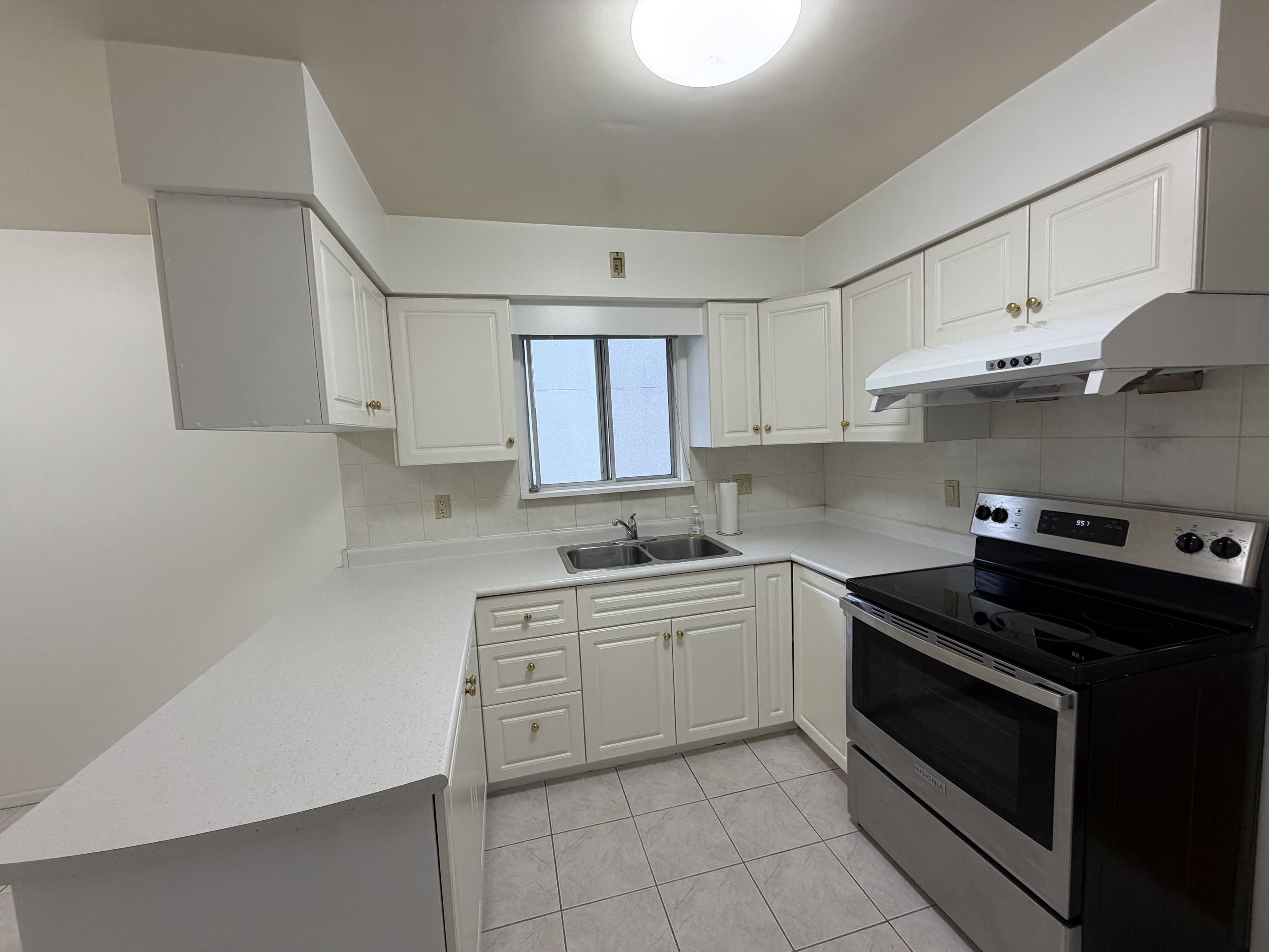 77 W 62ND AVENUE