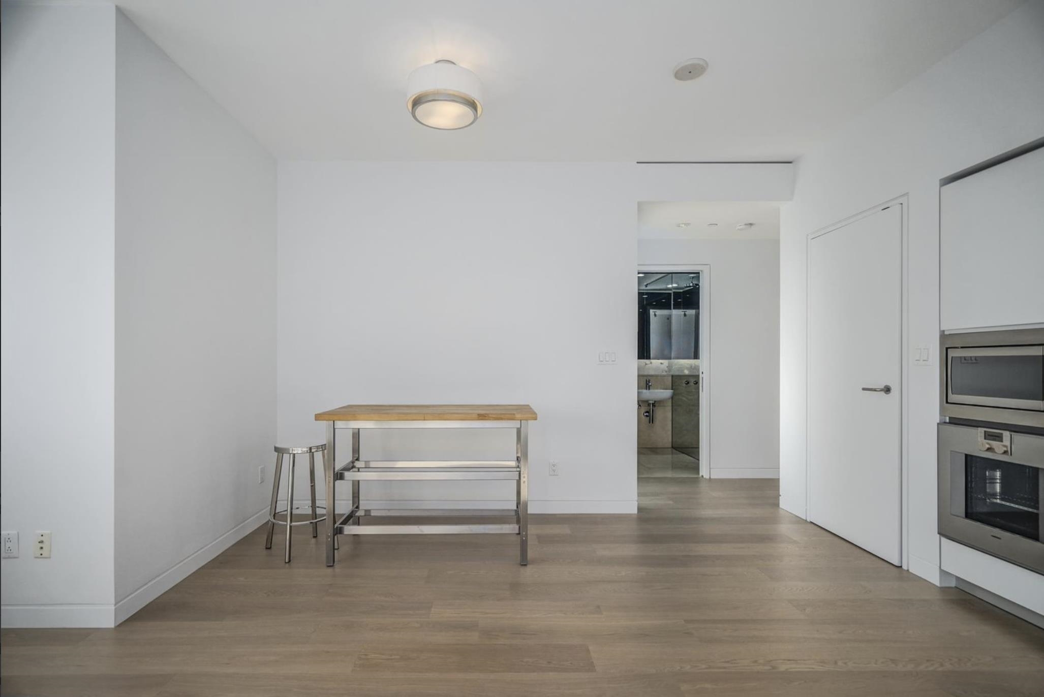 2802 838 W HASTINGS STREET
