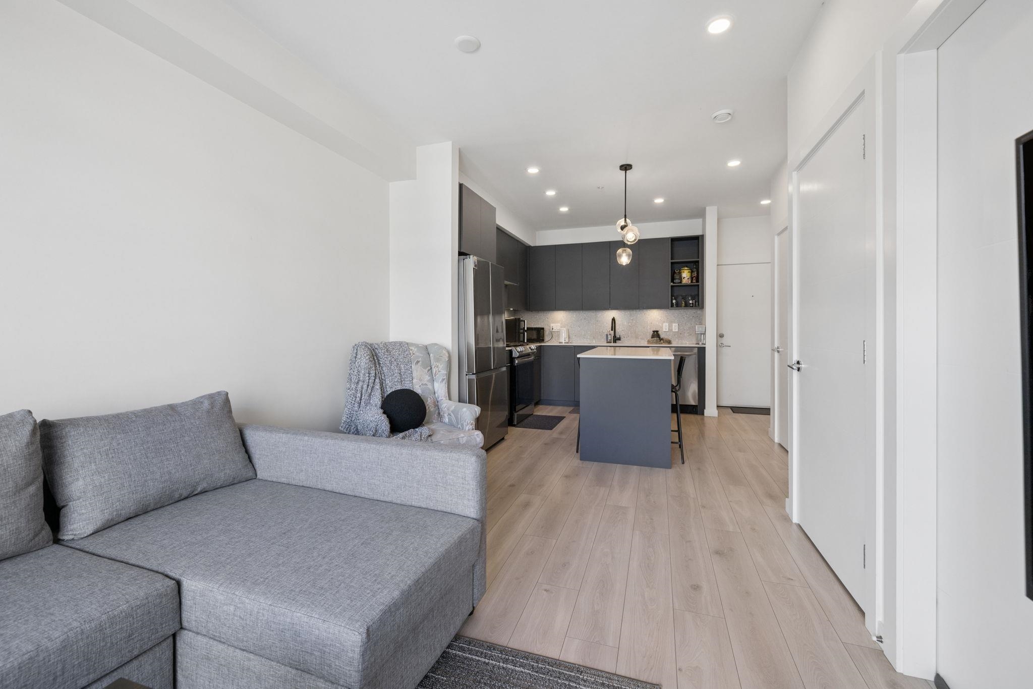 504 7920 206 STREET