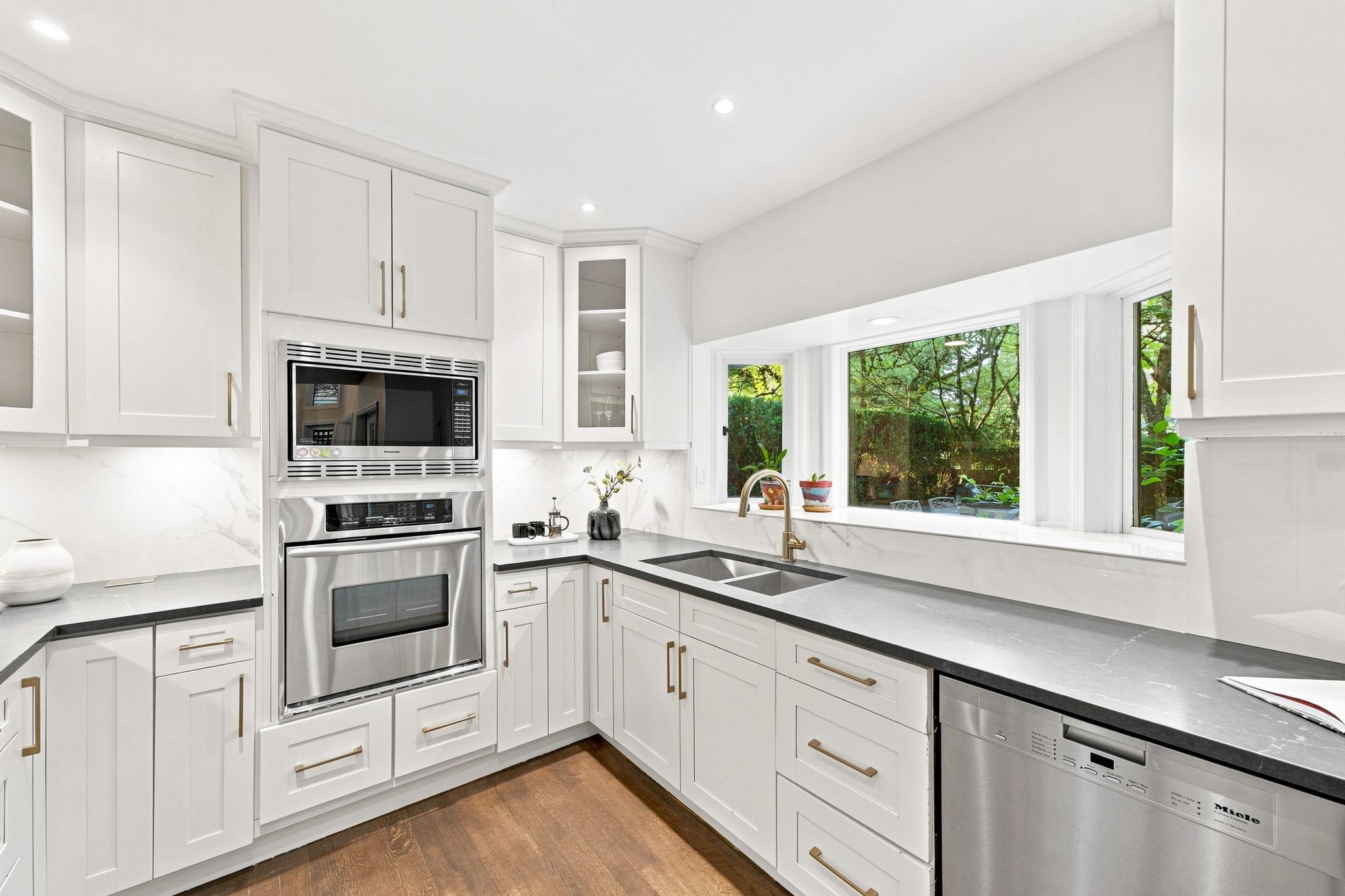 4245 NAUTILUS CLOSE