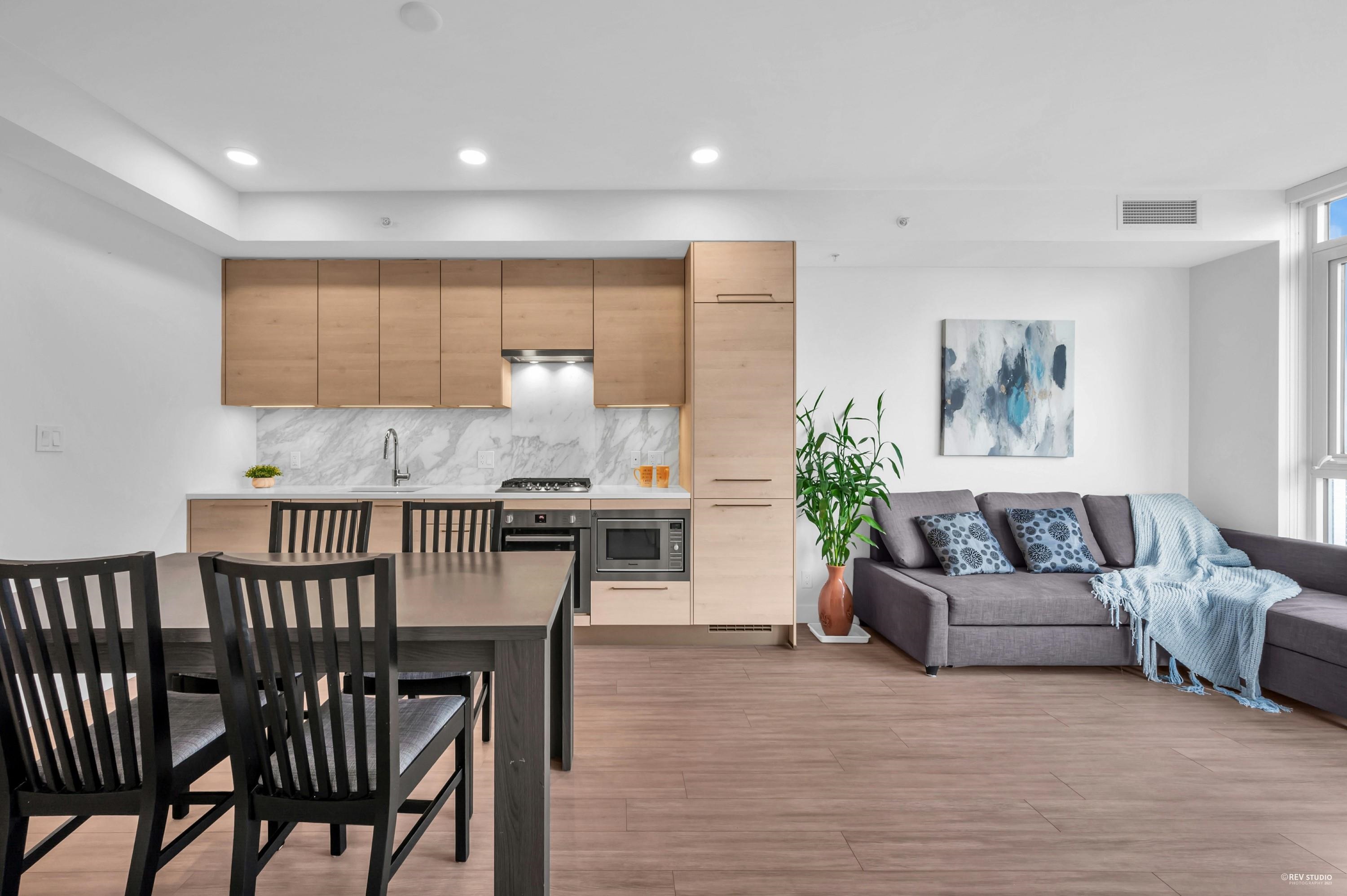 1701 4458 BERESFORD STREET