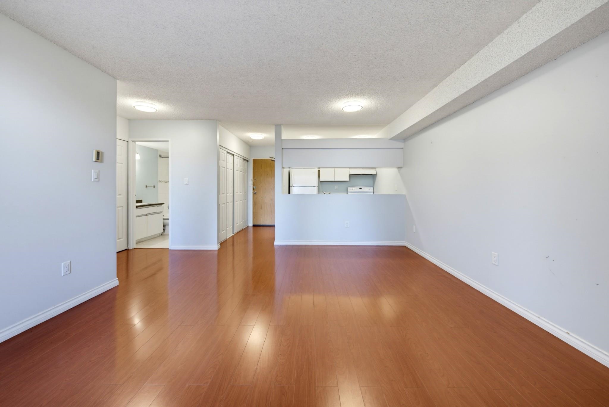 101 1040 E BROADWAY