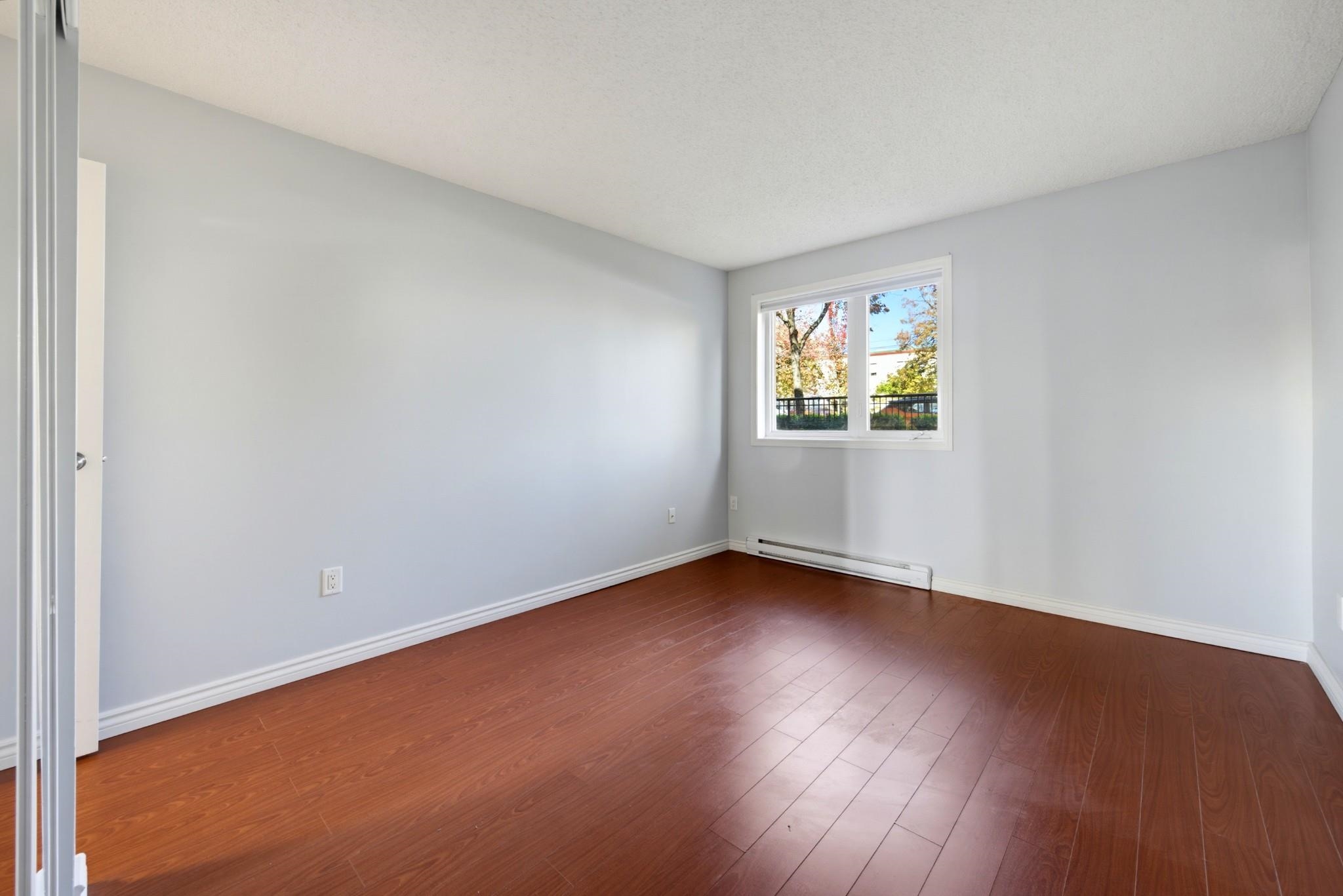 101 1040 E BROADWAY