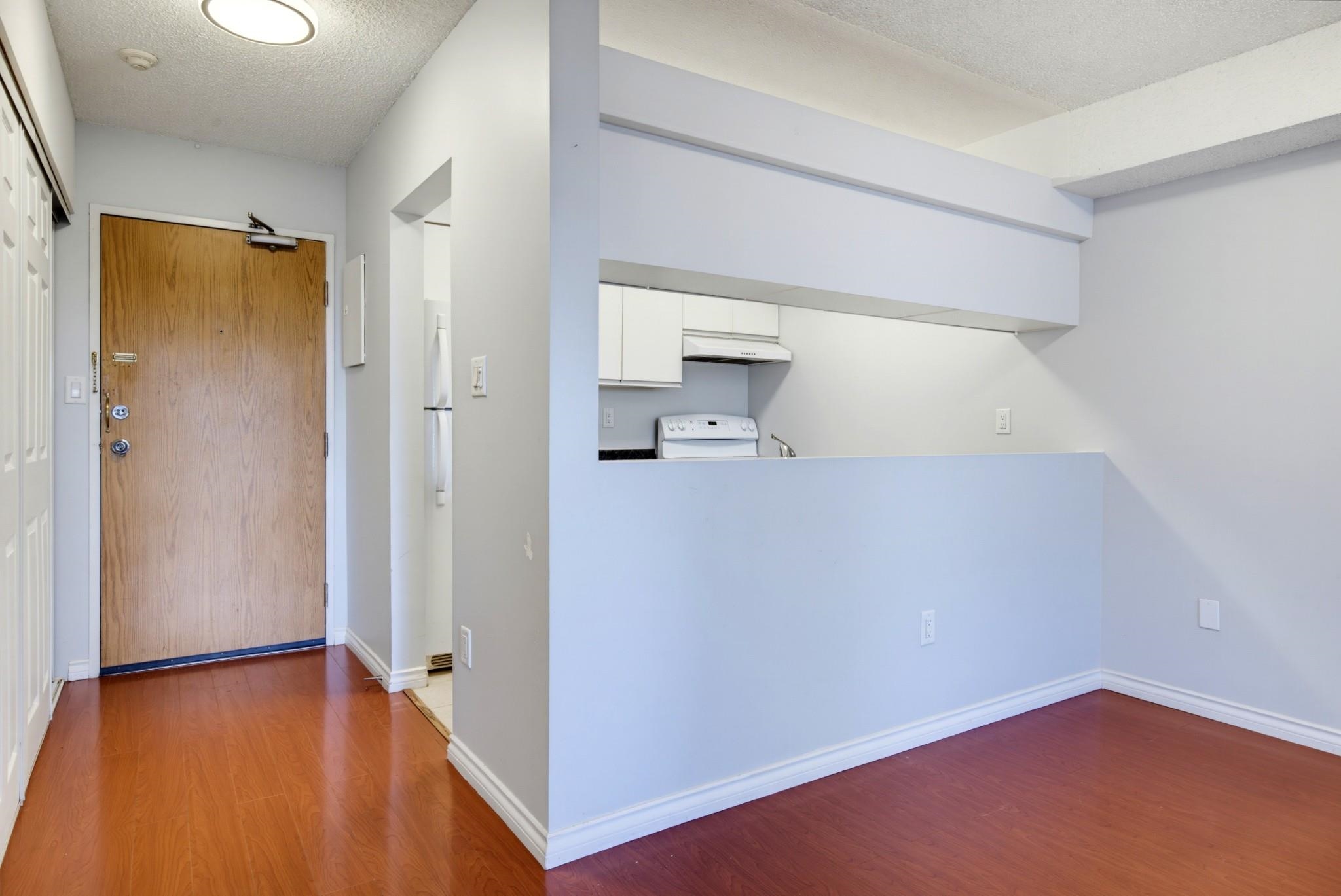 101 1040 E BROADWAY