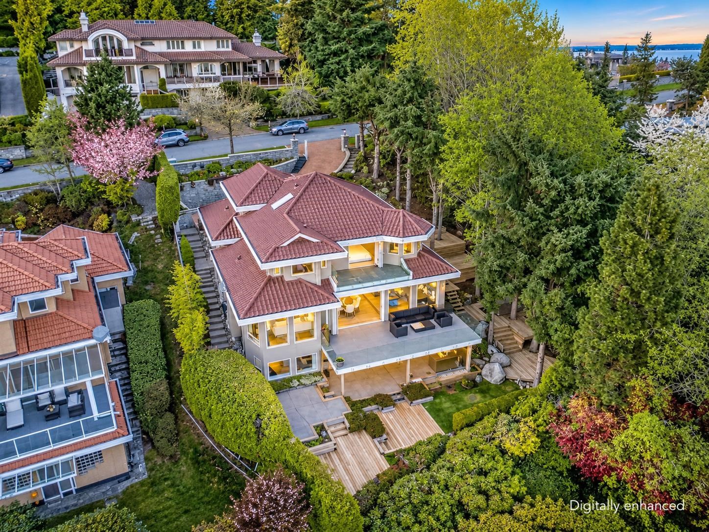 1560 CHIPPENDALE COURT