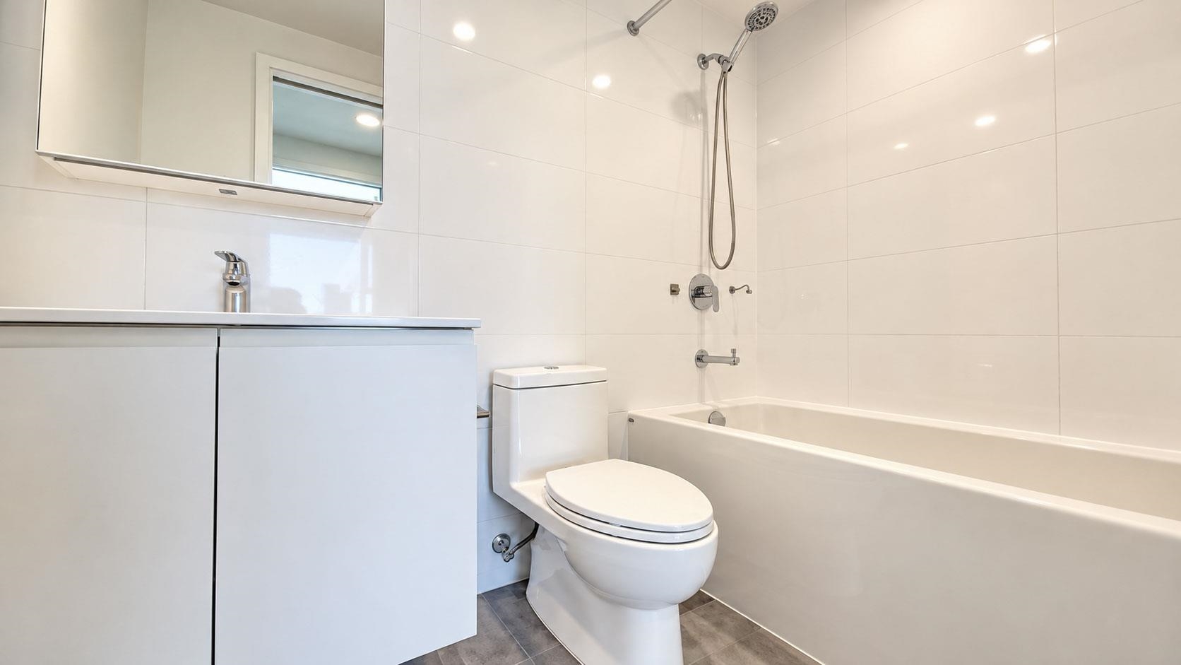1805 3888 EVERGREEN PLACE