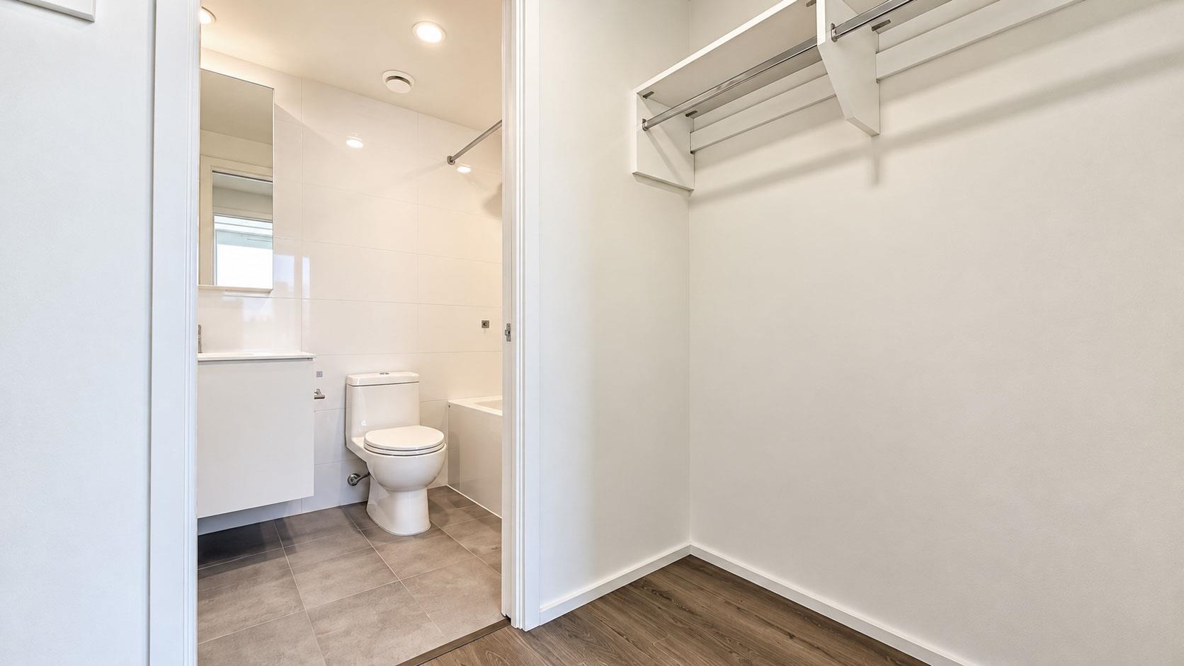 1805 3888 EVERGREEN PLACE