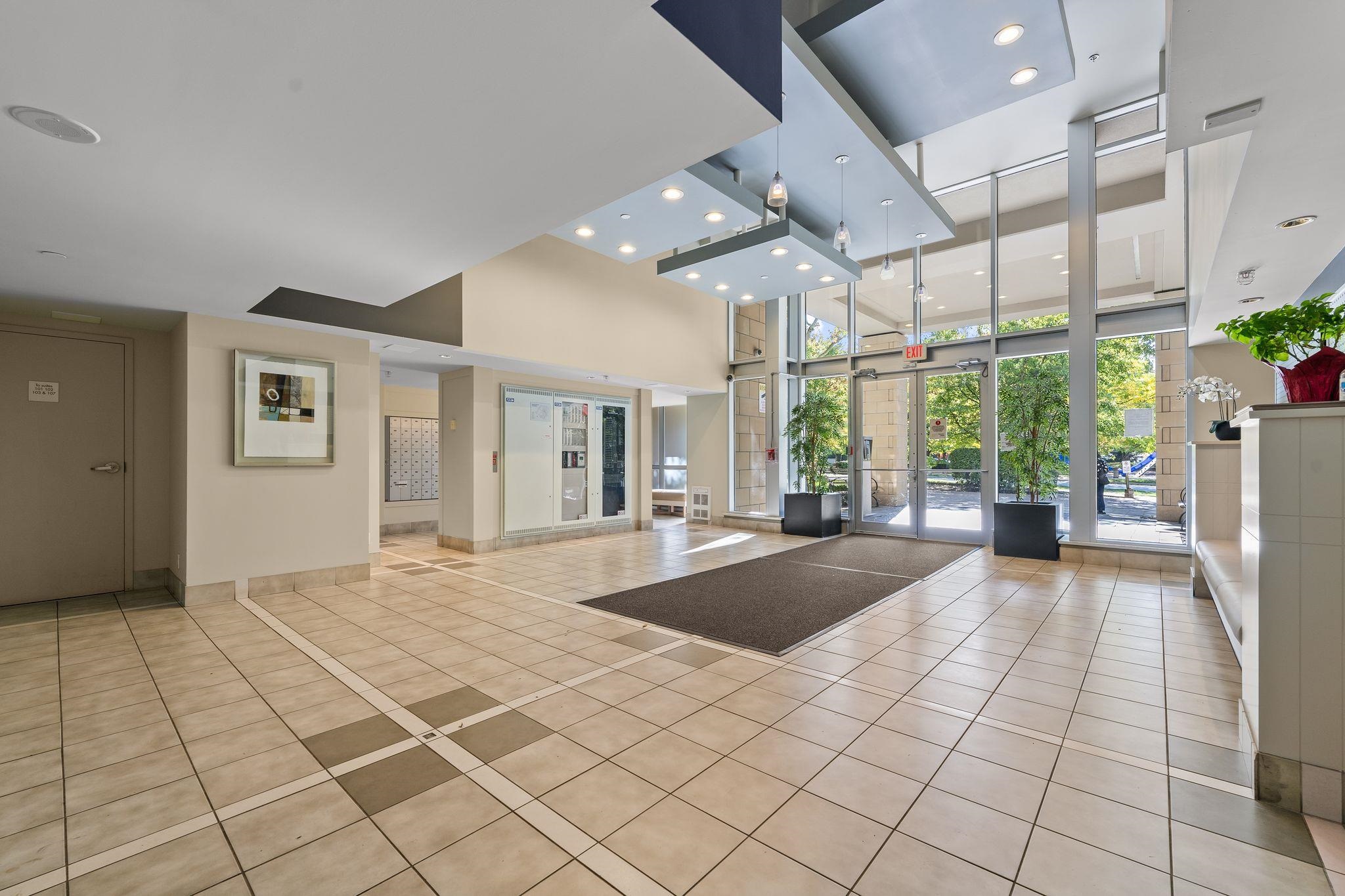 220 3663 CROWLEY DRIVE