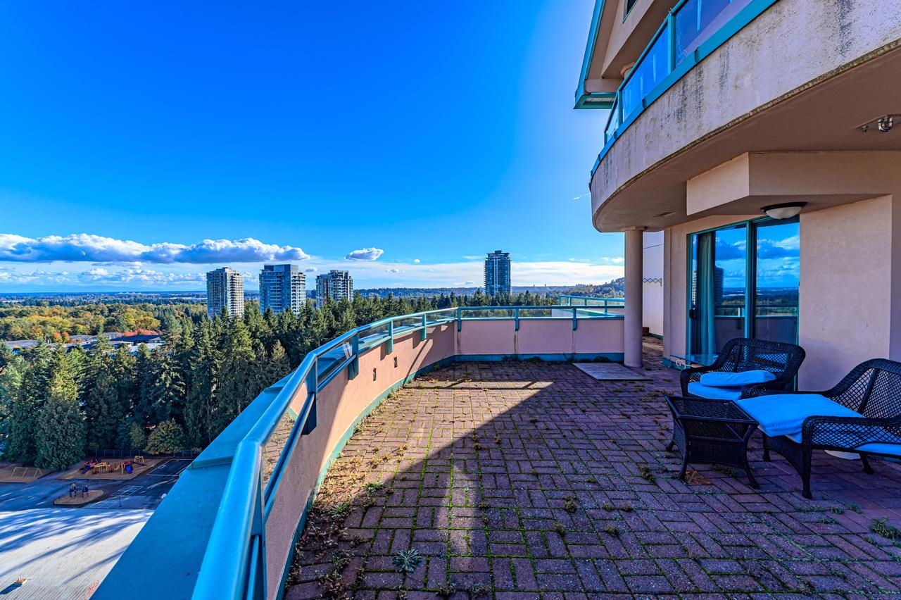 2102 3071 GLEN DRIVE