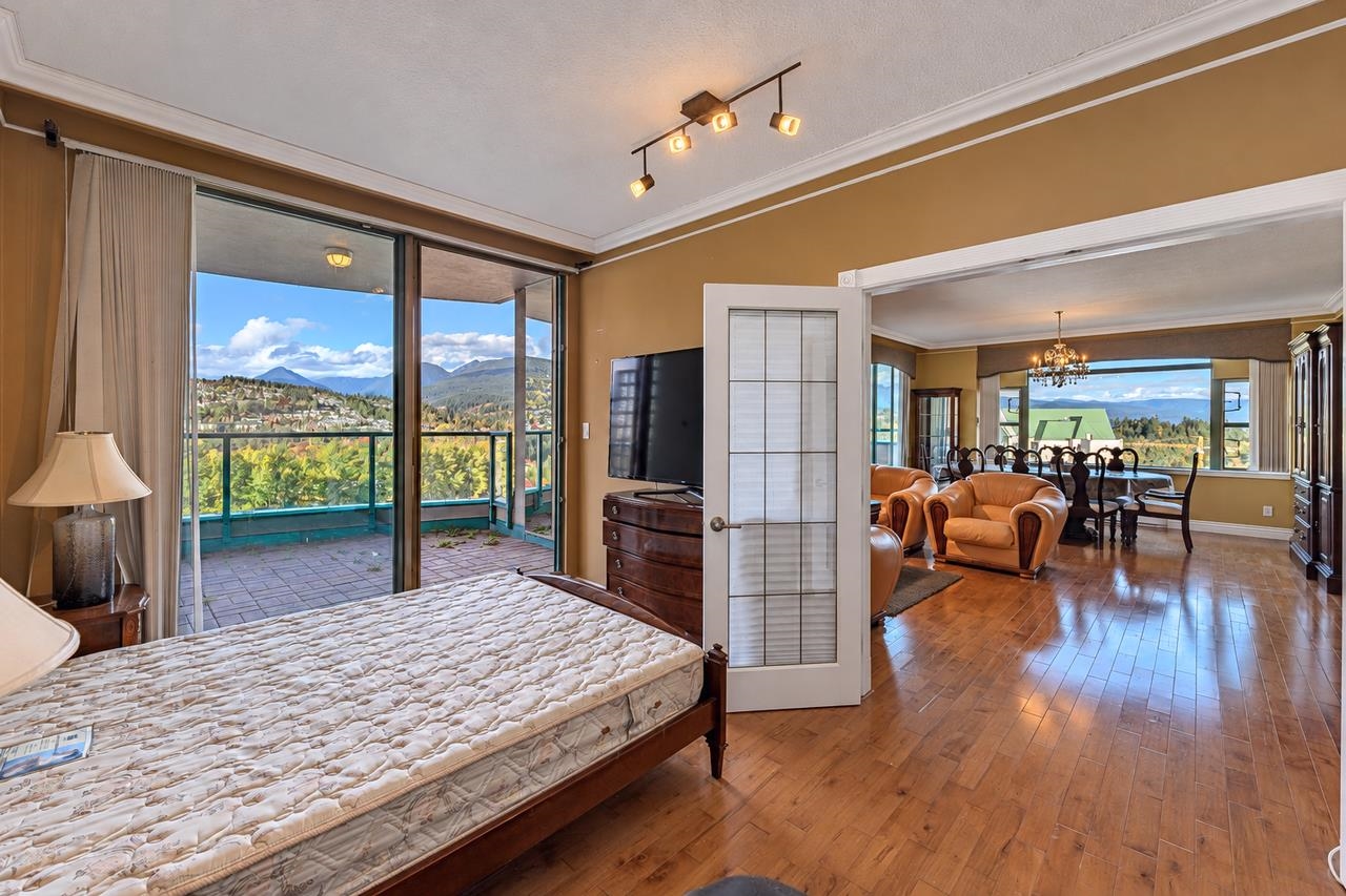2102 3071 GLEN DRIVE