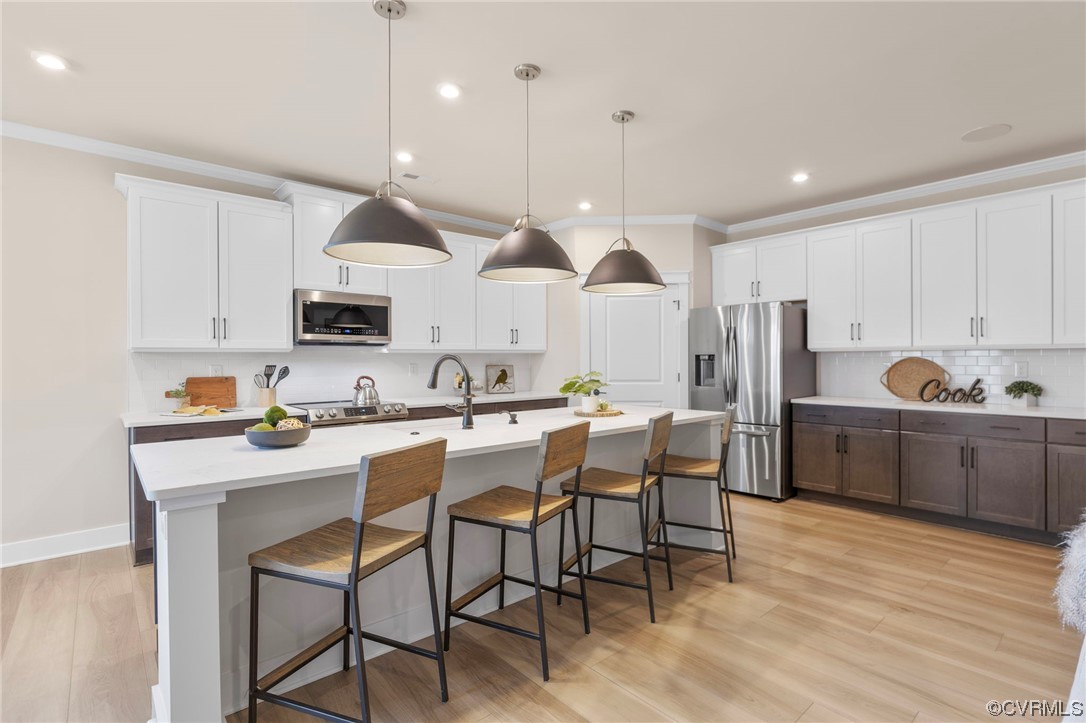 16112 Woodland Cove Ct