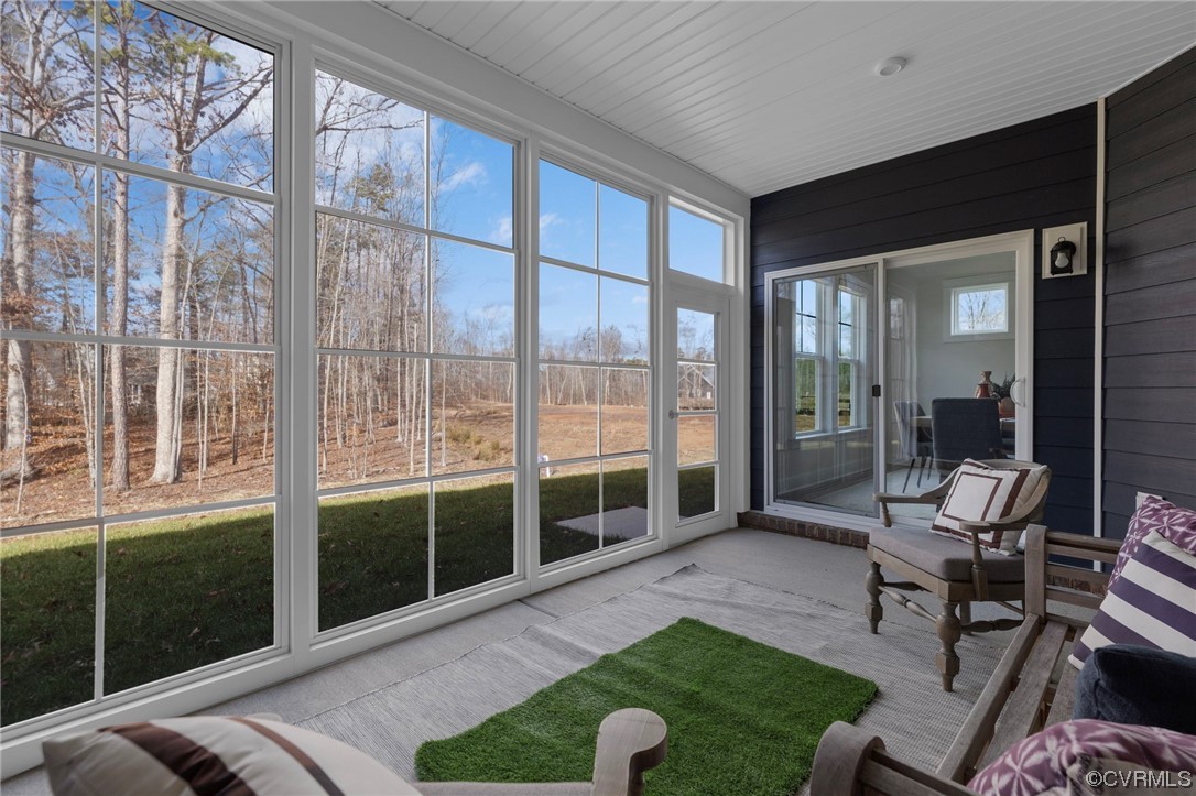 16112 Woodland Cove Ct